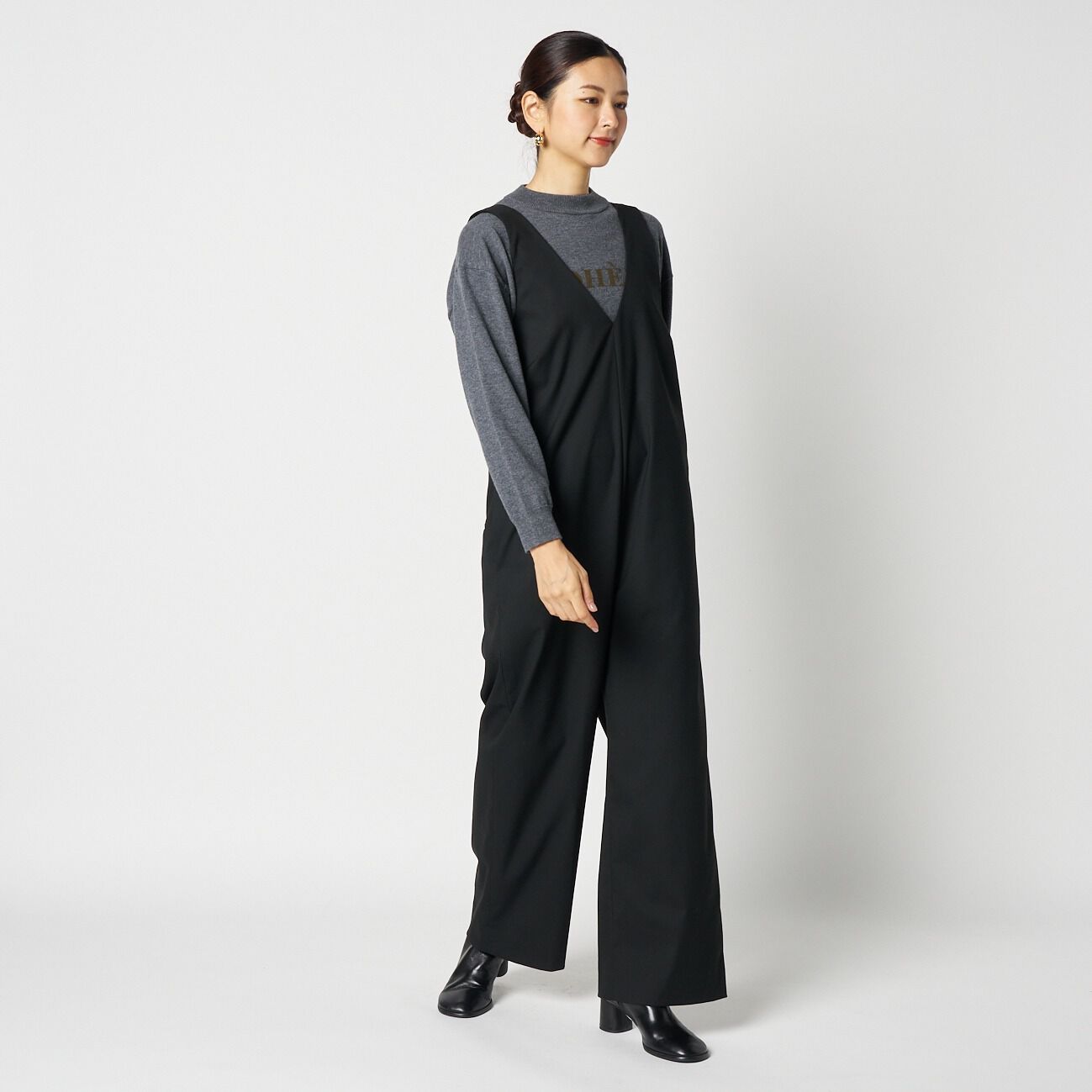 HELIOPOLE「HELIOPOLE JUMP SUITS (V NECK)」|チノ|