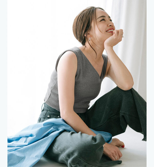 ur's「【春名亜美さんコラボアイテム】カップ付アシンメトリーデザインタンクトップ」|タンクトップ|杢チャコール