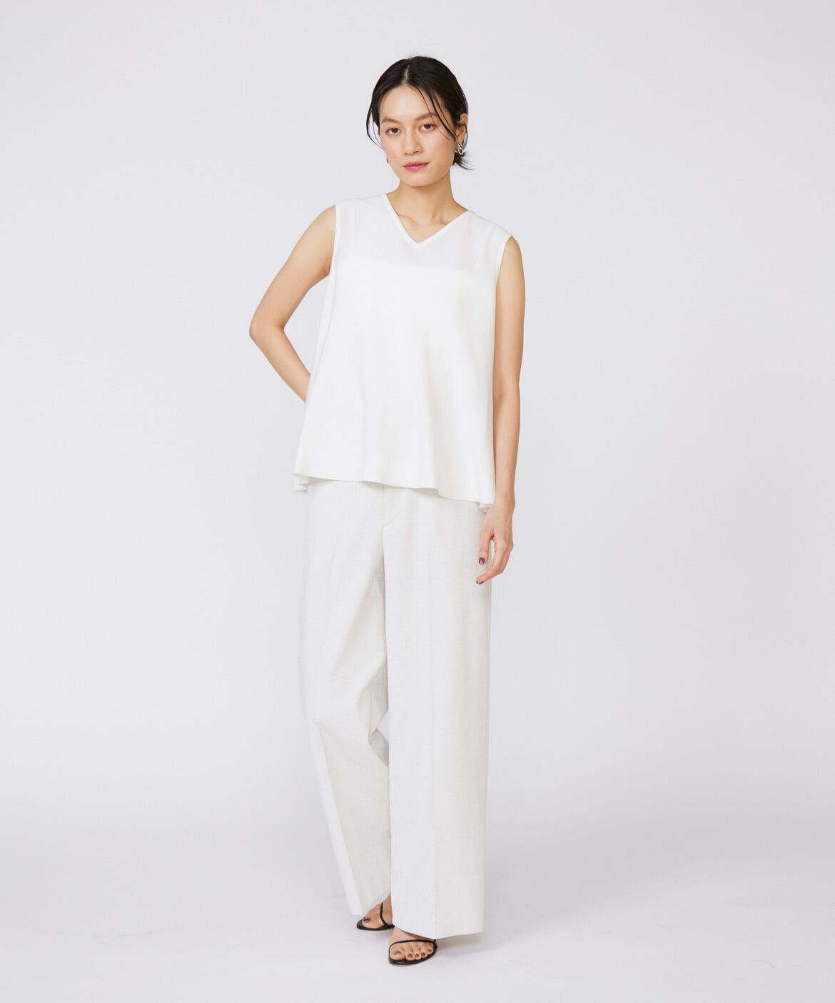 INED「《大きいサイズ》Aラインニットプルオーバー」|ニット・セーター|