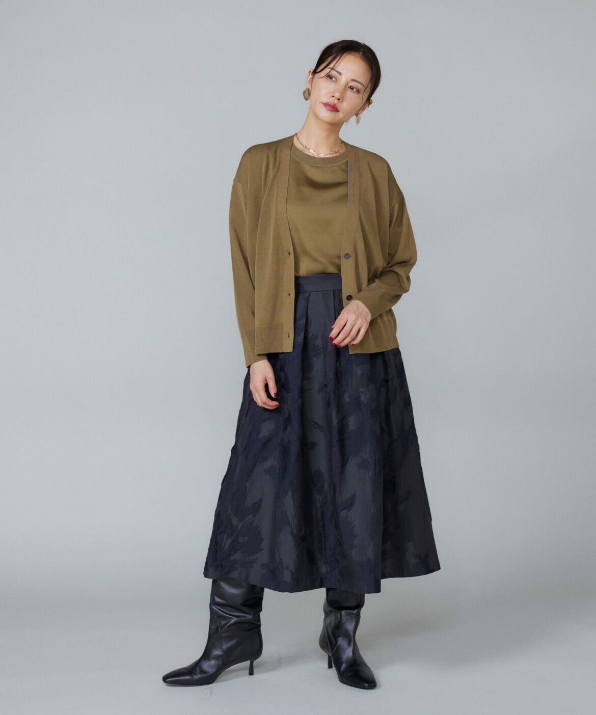 Le Souk「《大きいサイズ》シルキーライクフレンチスリーブニットプルオーバー」|ニット・セーター|