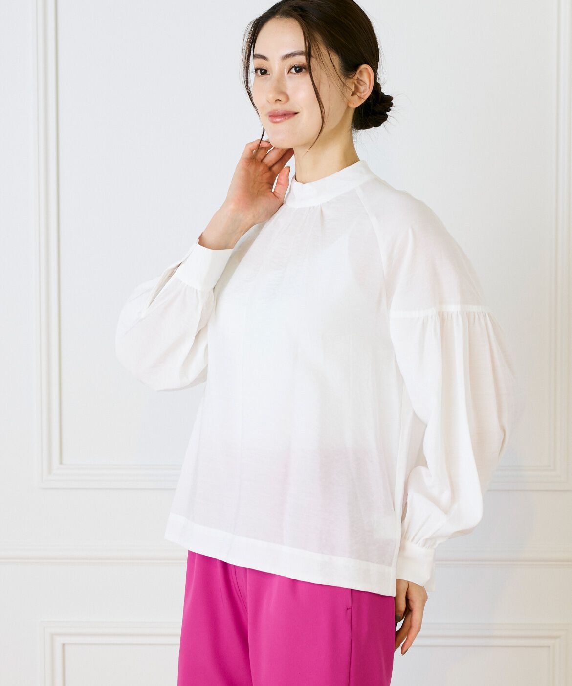 Le Souk「《大きいサイズ》ボウタイ付きブラウス」|シャツ・ブラウス|オフホワイト1