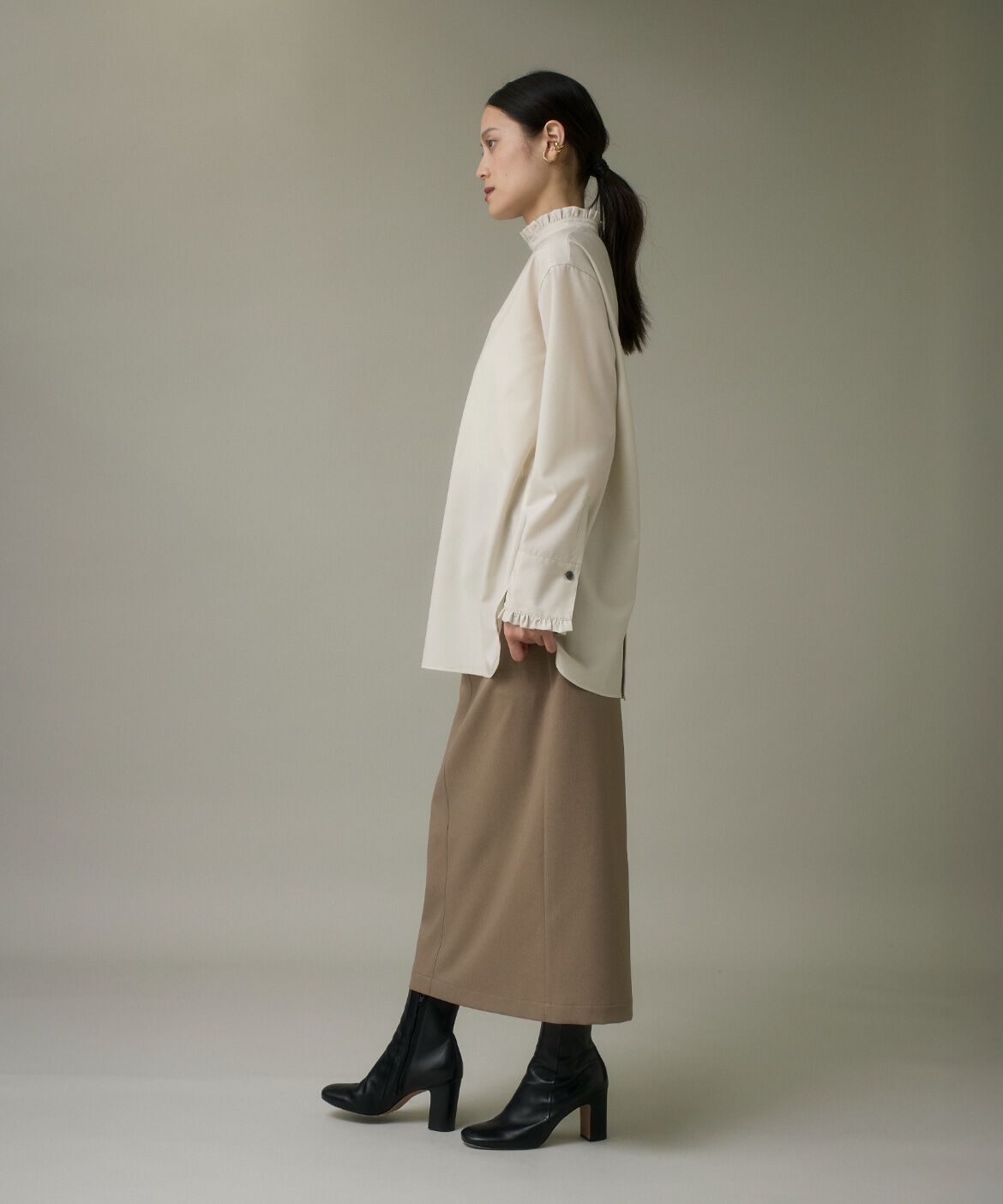 DAY by DAY it&rsquo;s international「ウールフリルブラウス《アリエスウール Super120S'》」|シャツ・ブラウス|