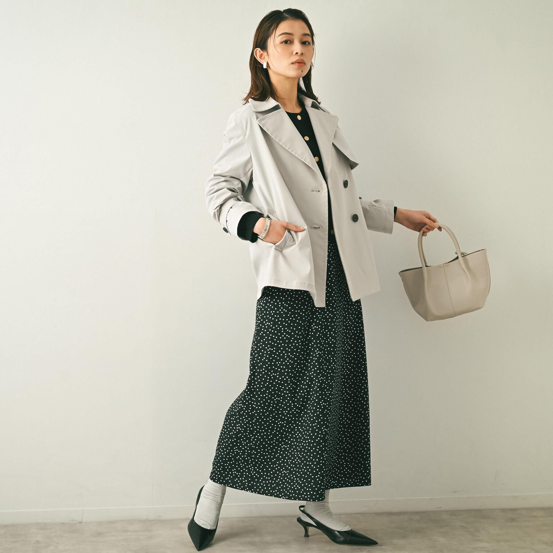 UNTITLED「【定番人気/はっ水/洗える】タスランショートトレンチコート」|トレンチコート|