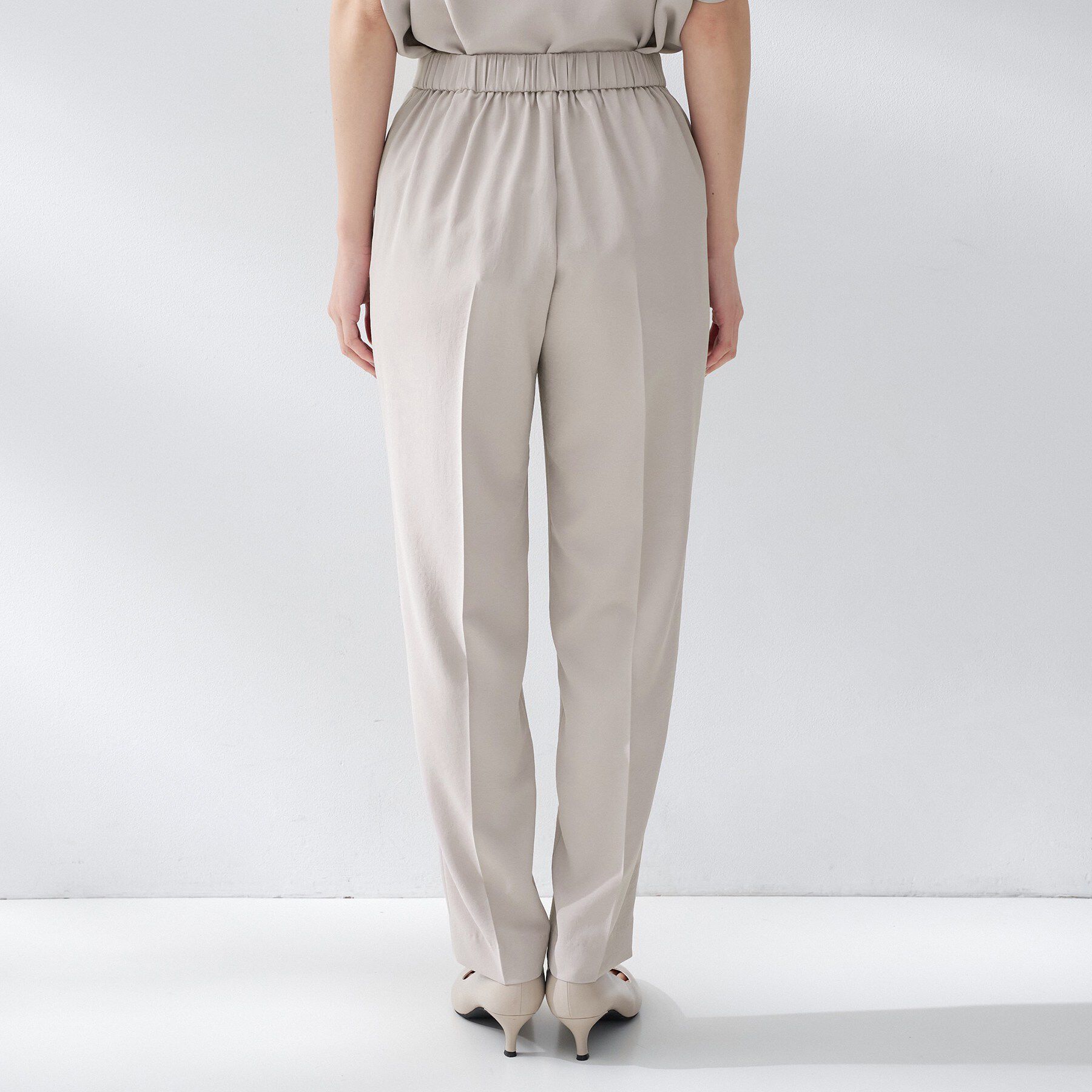 UNTITLED「【はっ水/遮熱/セットアップ可】リラクミスト テーパードパンツ」|その他|