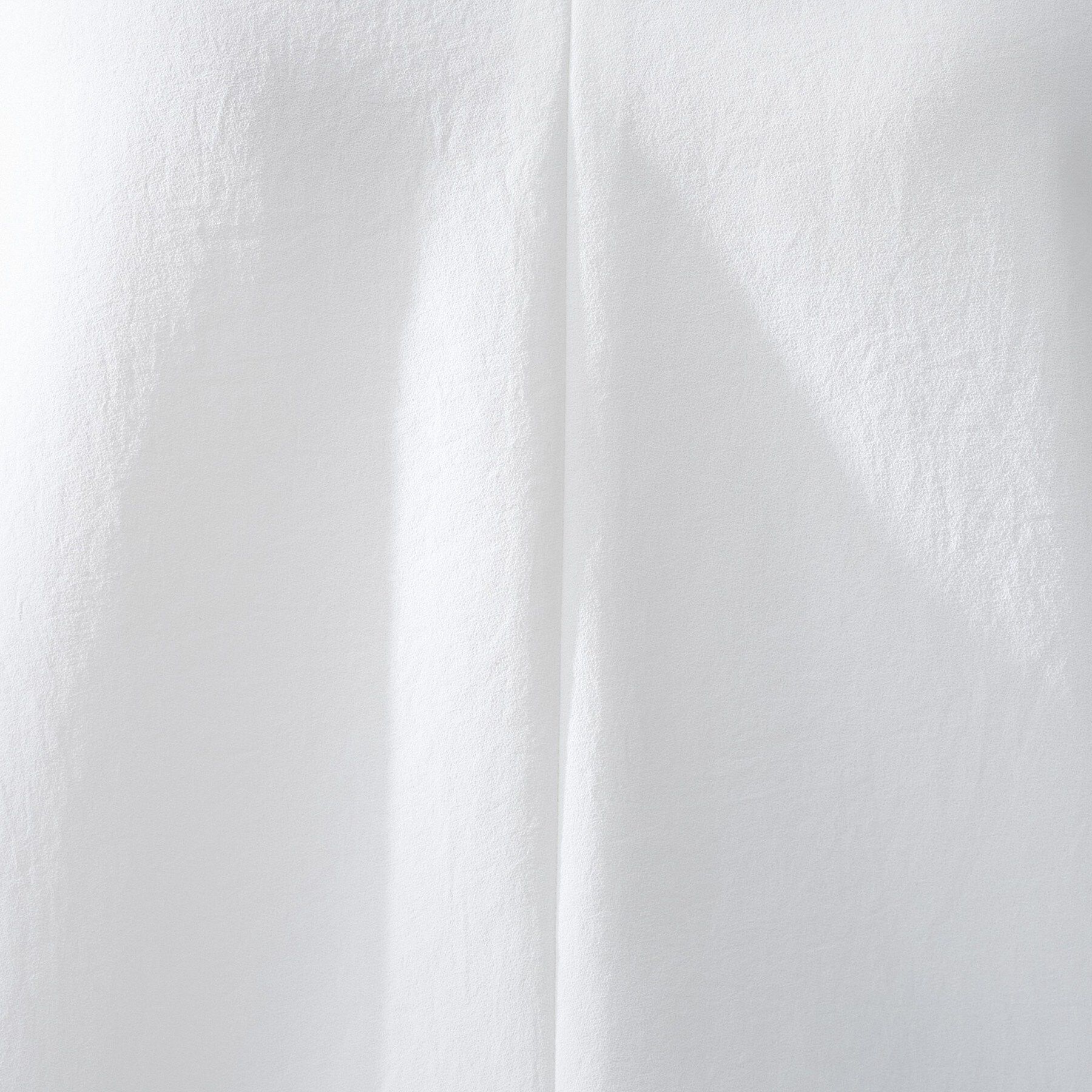 UNTITLED「【はっ水/遮熱/セットアップ可】リラクミスト キーVネックブラウス」|シャツ・ブラウス|