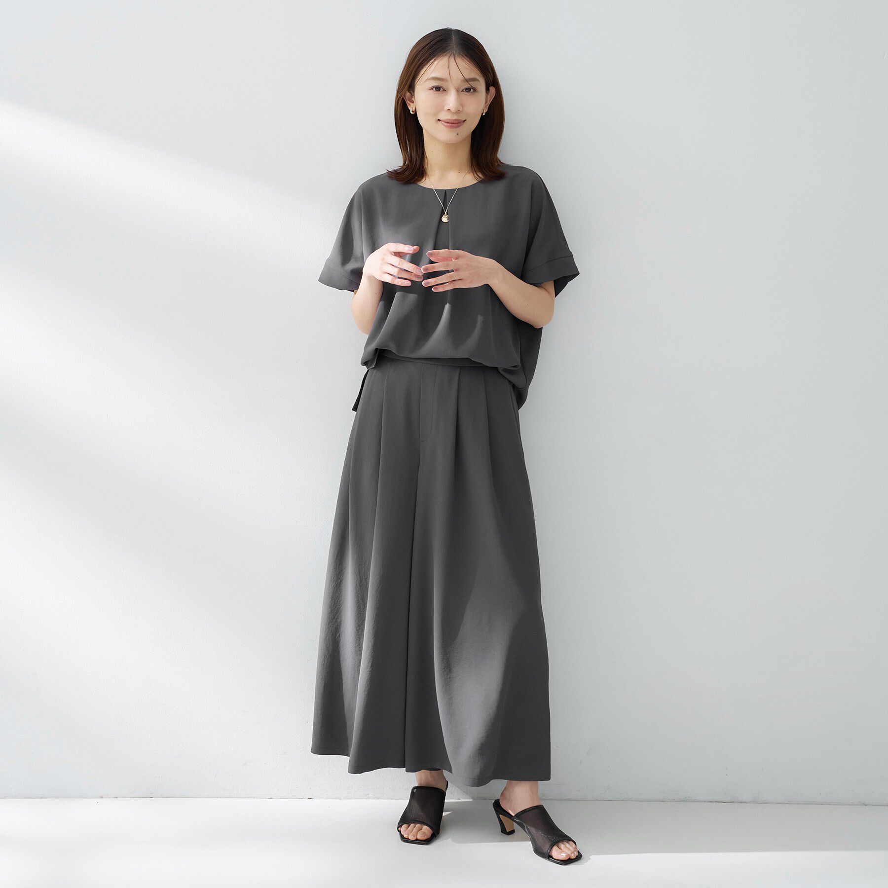 UNTITLED「【はっ水/遮熱/セットアップ可】リラクミスト 前後2WAYブラウス」|シャツ・ブラウス|