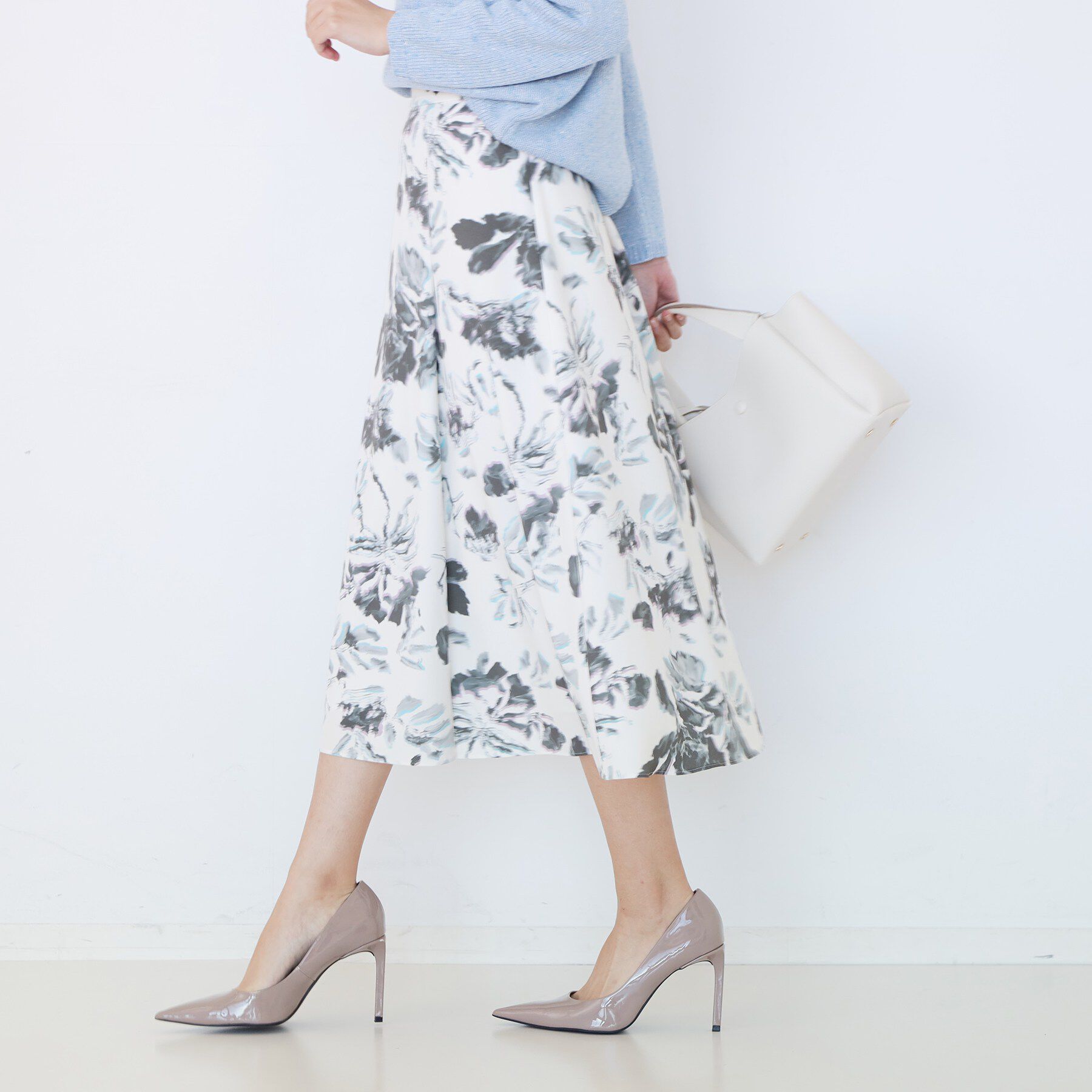 COUP DE CHANCE「【手洗い可／日本製／ウエスト後ろゴム】フラワー柄フレアスカート」|スカート|