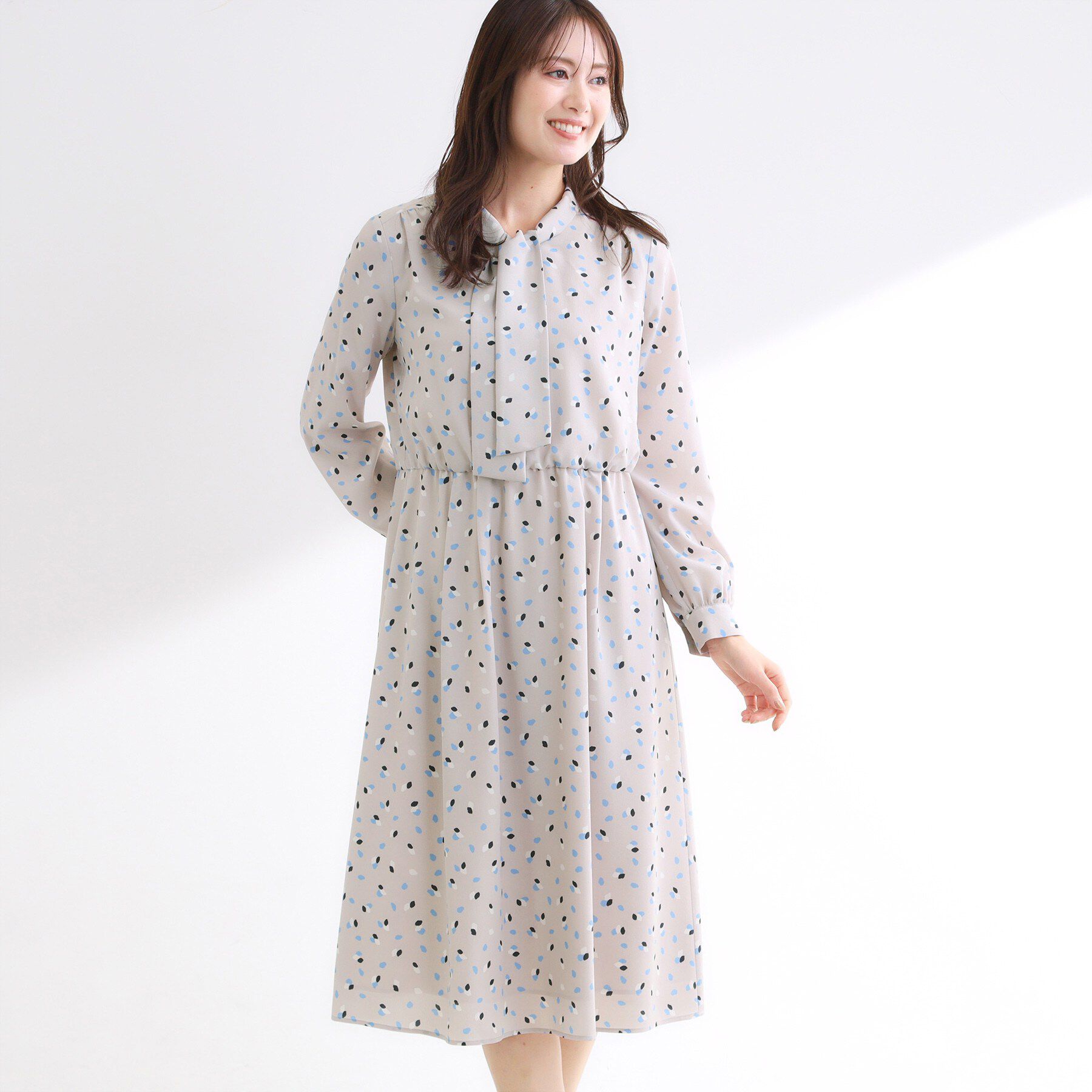 Reflect「【セレモニー／通勤／おでかけに◎】フラワープリントボウタイワンピース」|ワンピース|