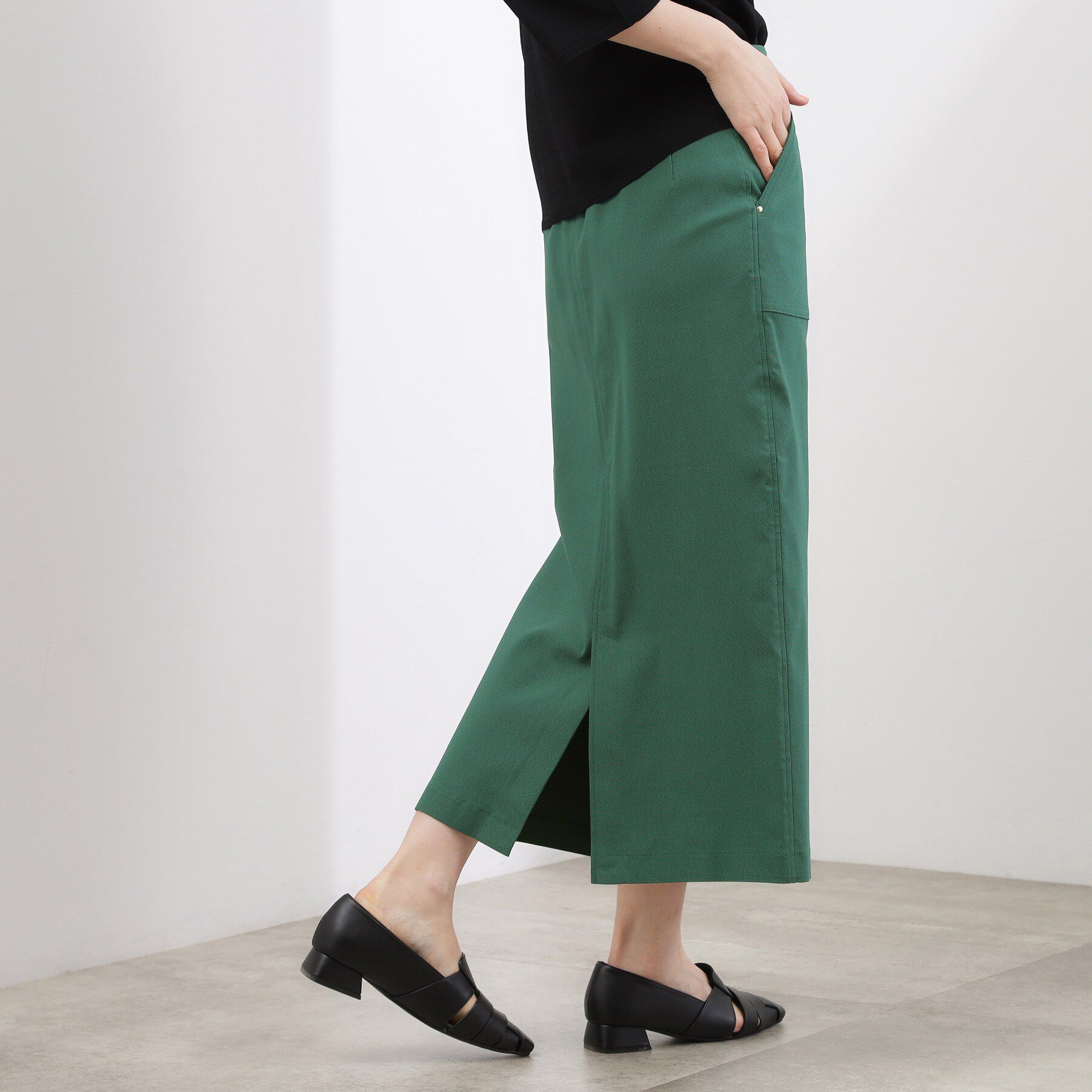 grove「【貴島明日香さん着用】ハイパーストレッチナロースカート」|スカート|