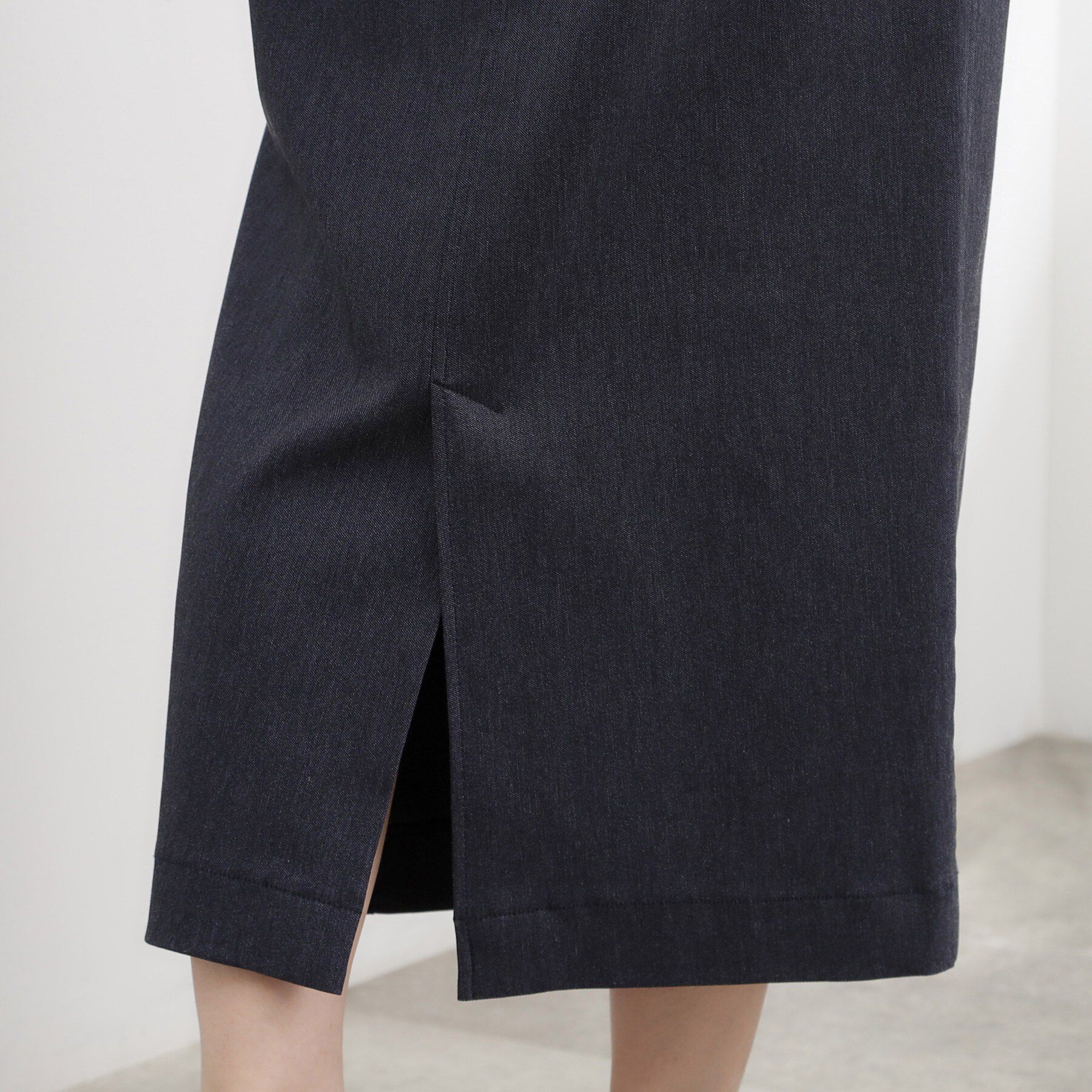 grove「【貴島明日香さん着用】ハイパーストレッチナロースカート」|スカート|