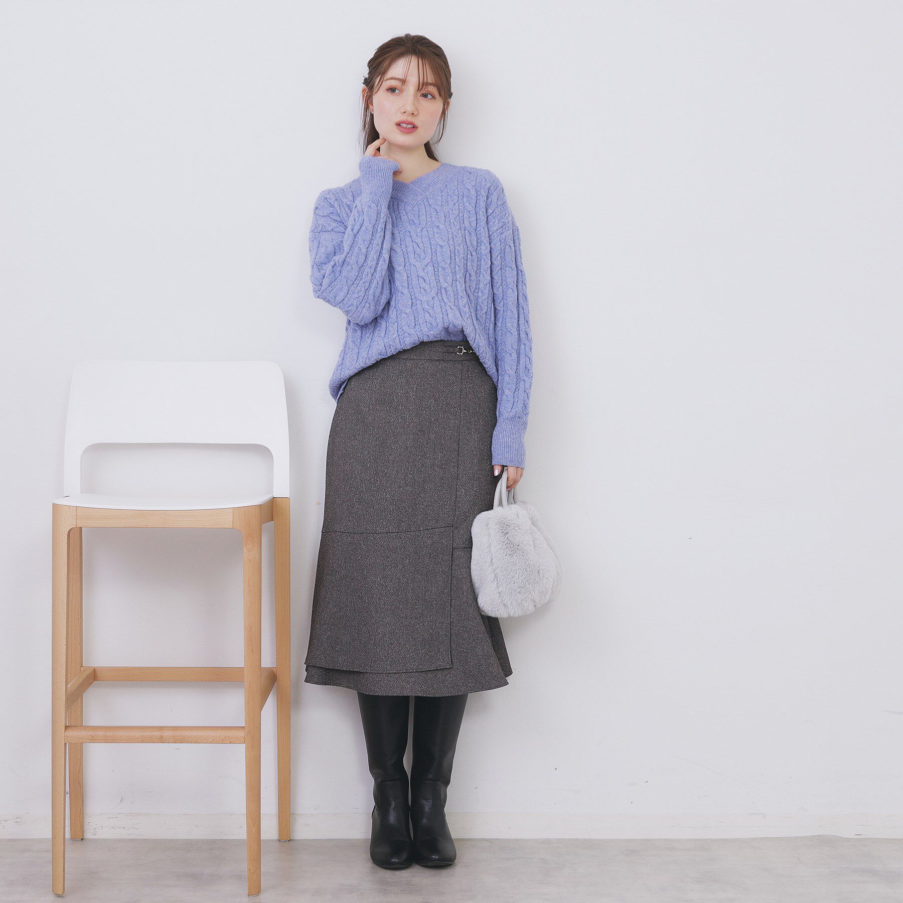 index「ラメ混ファンシーケーブルVネックニット【洗濯機OK】」|ニット・セーター|