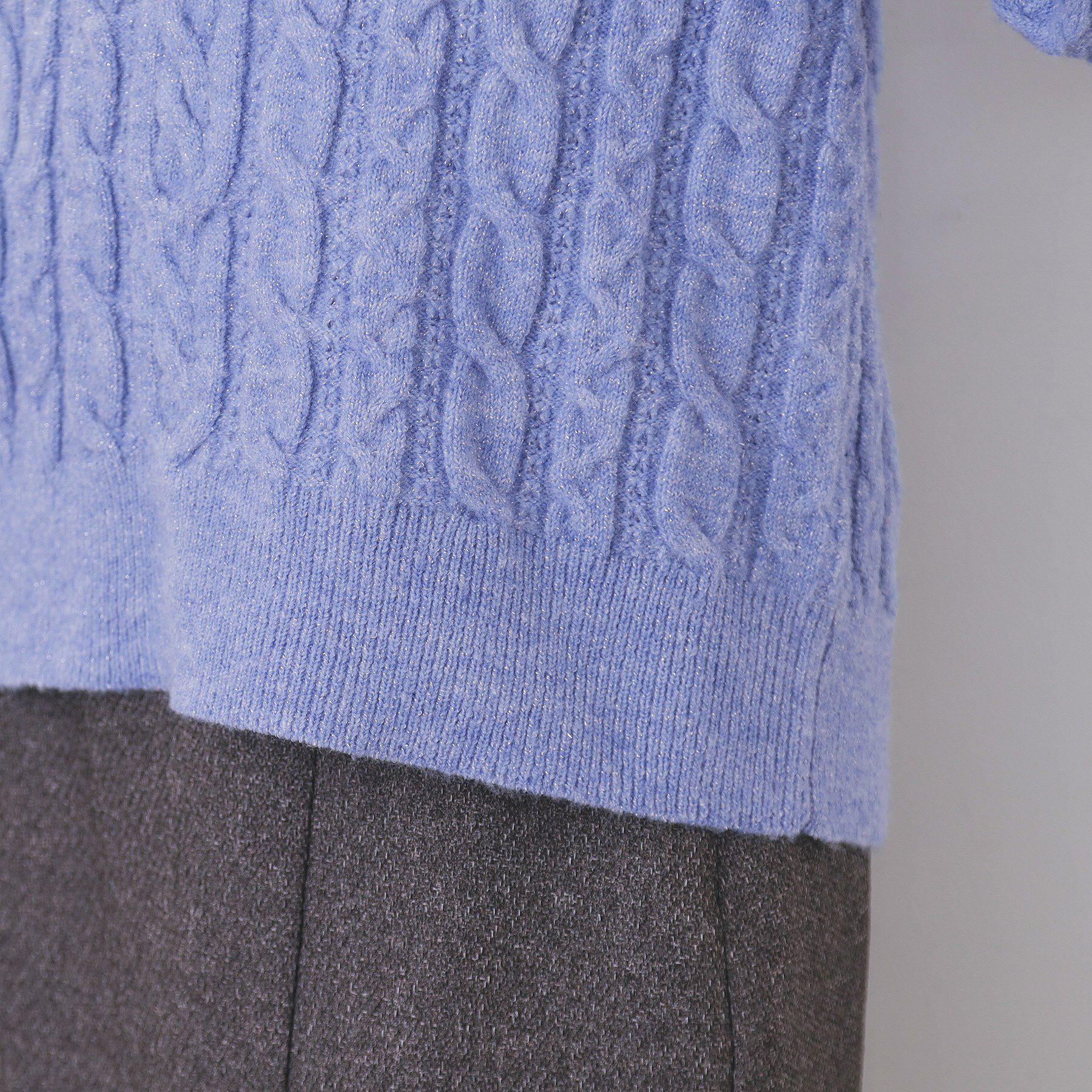 index「ラメ混ファンシーケーブルVネックニット【洗濯機OK】」|ニット・セーター|