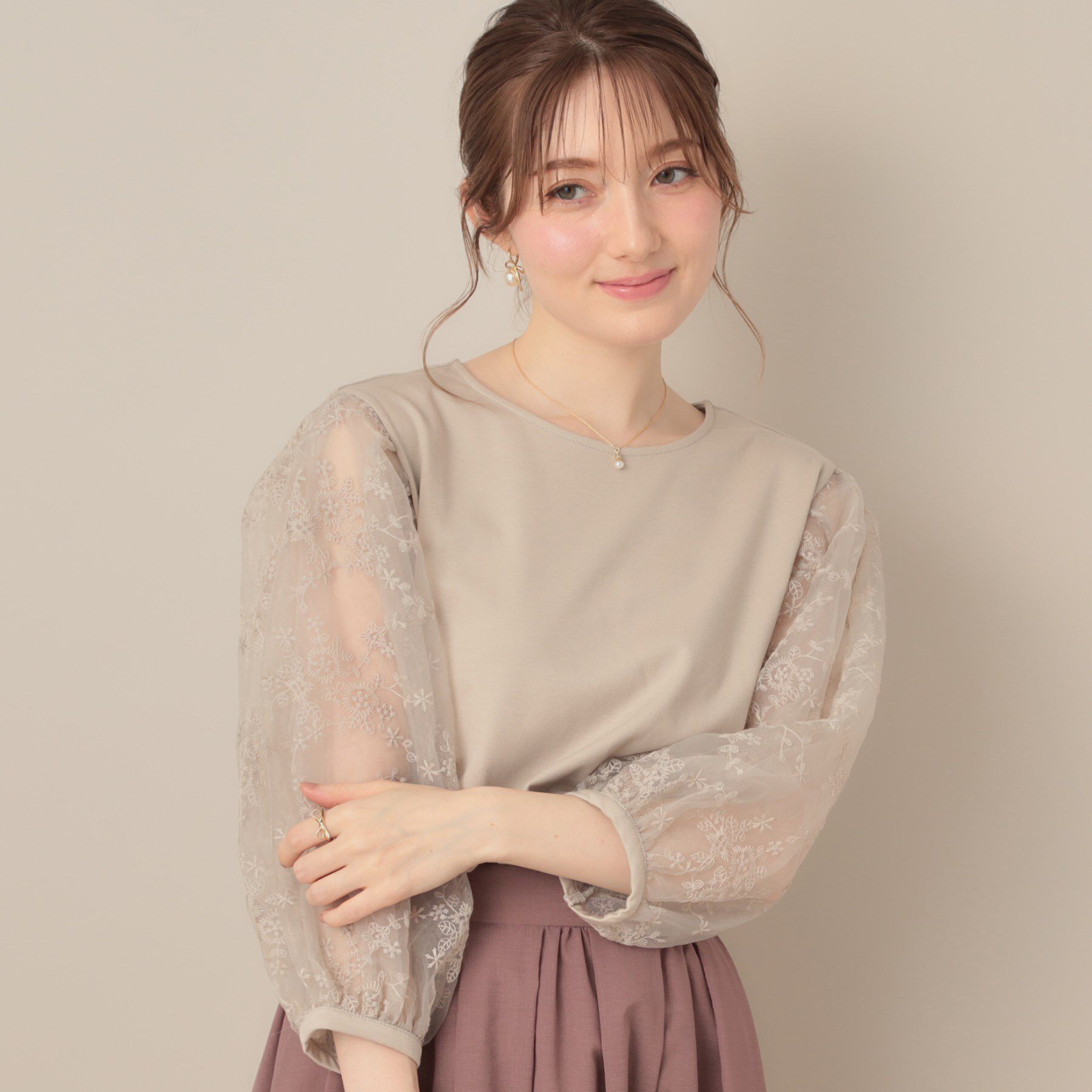 Couture broach「【接触冷感・UVカット・マシンウォッシャブル】袖レースドッキングカットソー」|Tシャツ・カットソー|