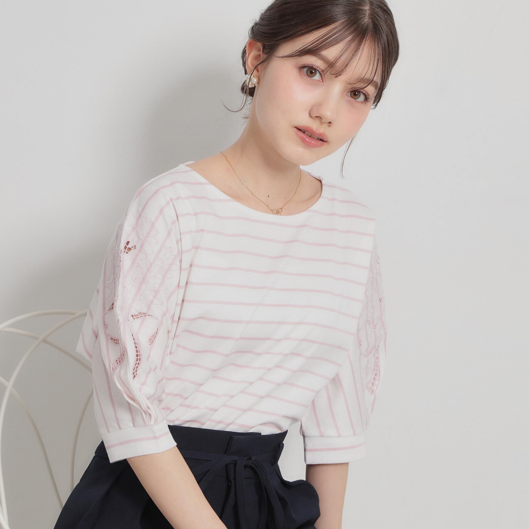 Couture broach「60シルケットエンブロドルマントップス」|Tシャツ・カットソー|