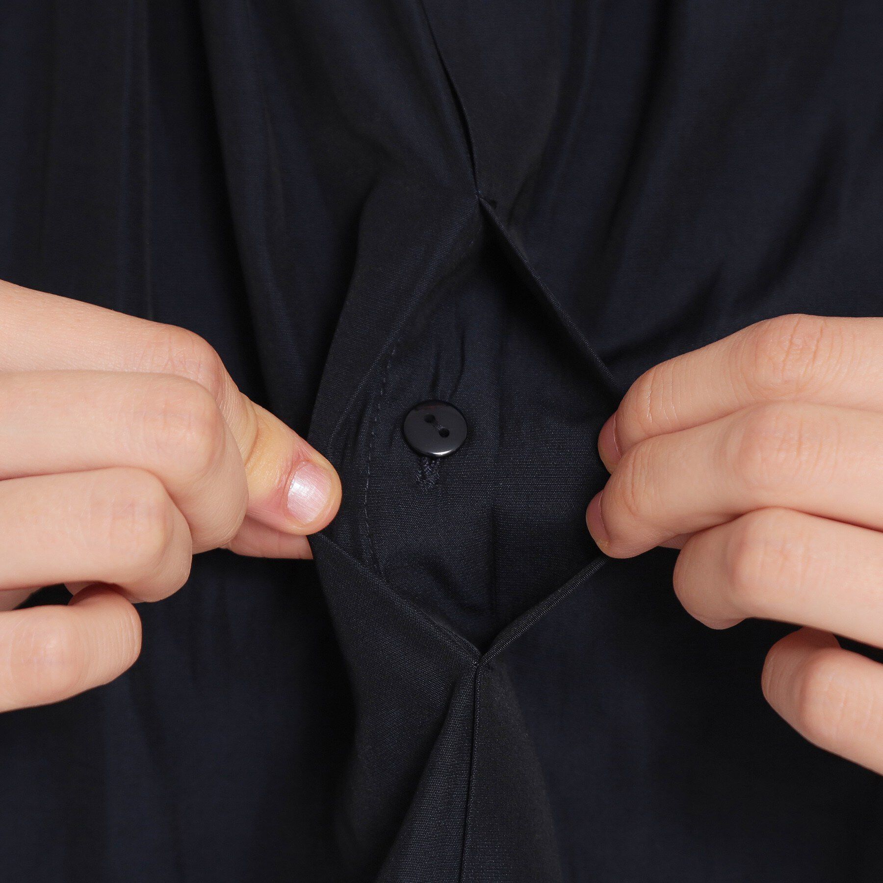 THE SHOP TK「【通勤にもセレモニーにも】ヴィンテージサテンギャザーブラウス」|シャツ・ブラウス|