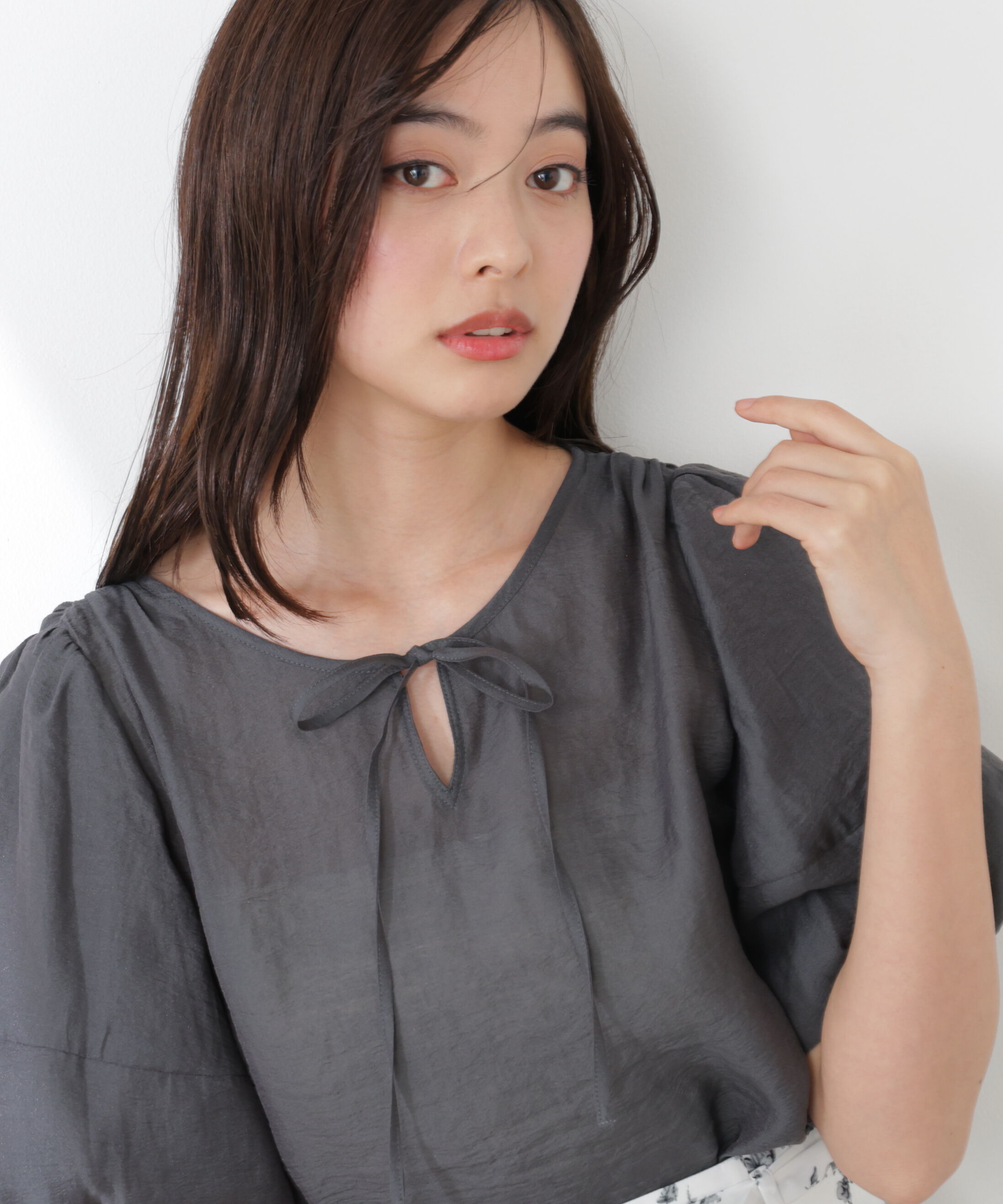 PROPORTION BODY DRESSING「ボリュームスリーブブラウス　26SS」|シャツ・ブラウス|チャコール2