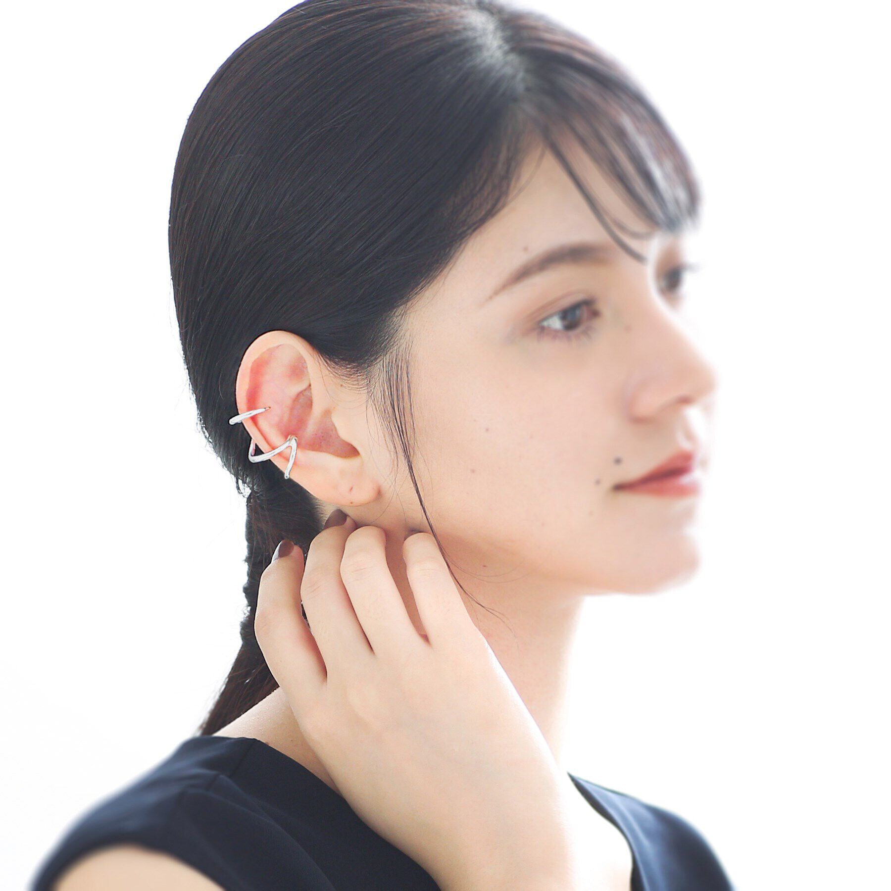 COCOSHNIK ONKITSCH「シルバー ラインイヤーカフ トリプル」|イヤリング|