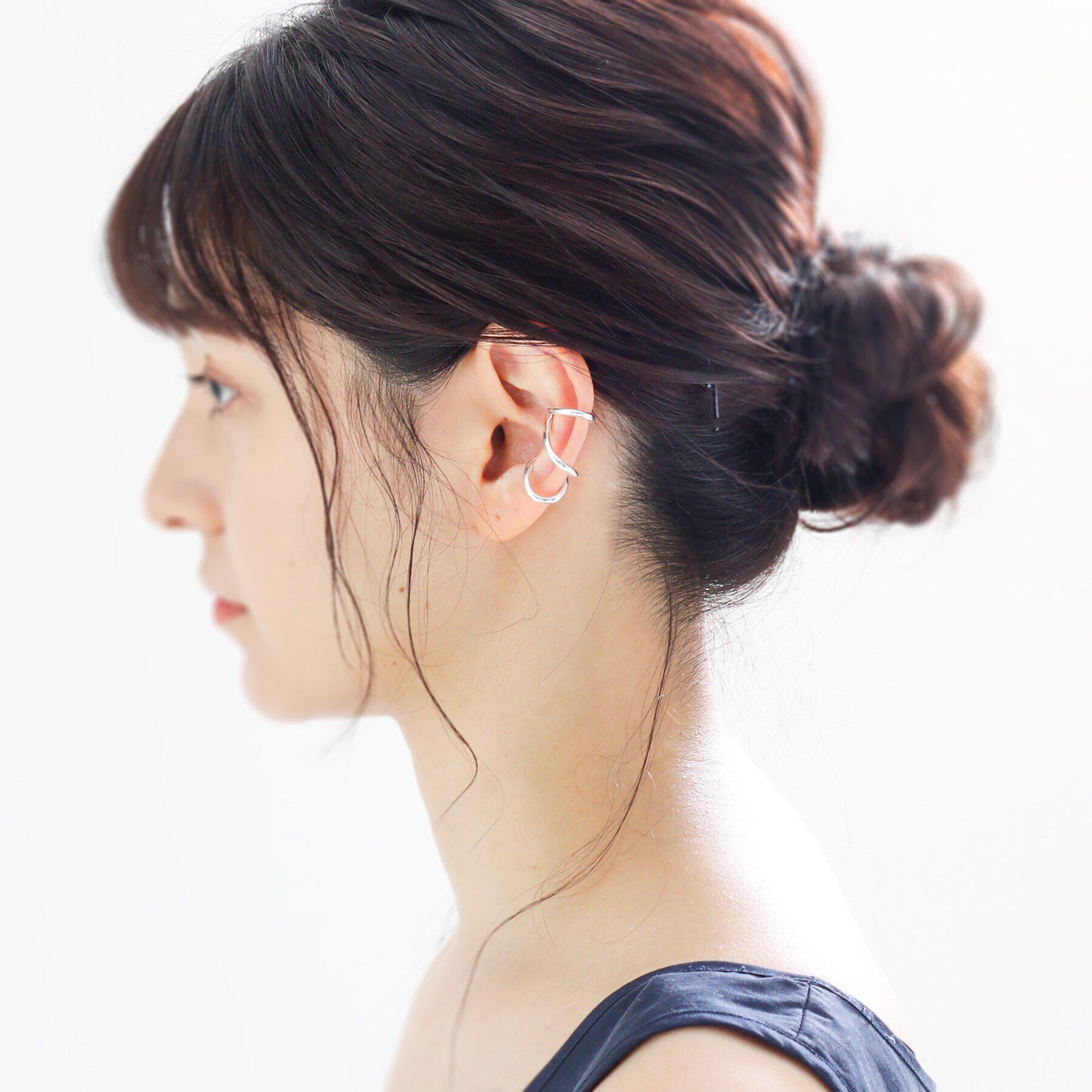 COCOSHNIK ONKITSCH「シルバー ラインイヤーカフ トリプル」|イヤリング|
