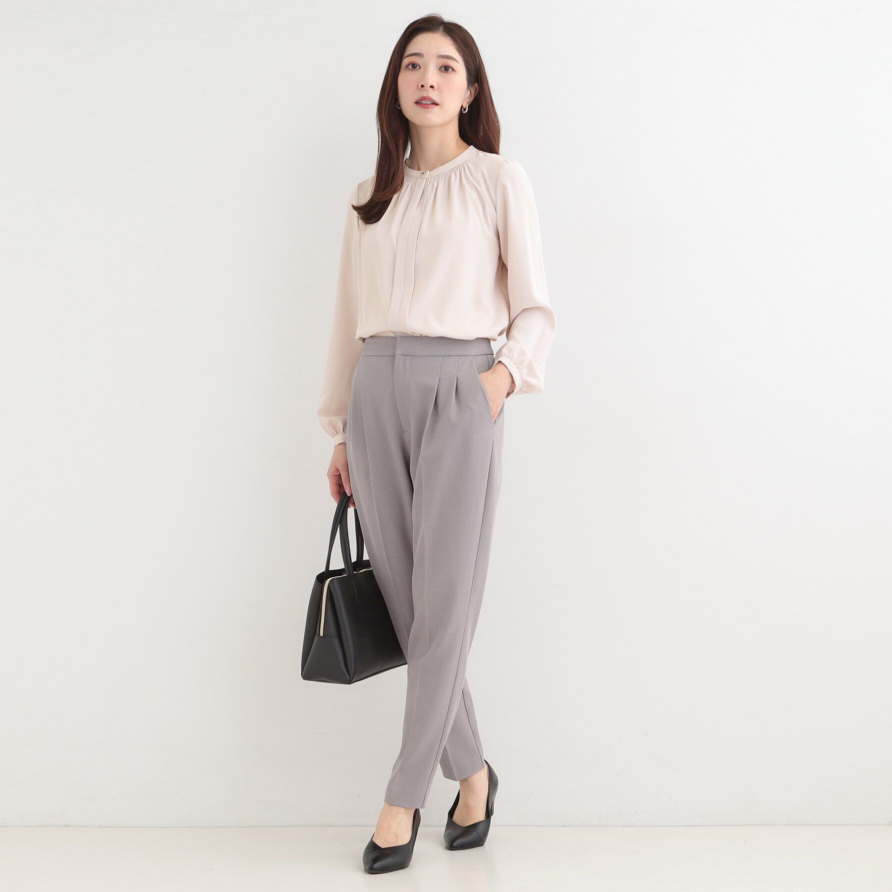 SHOO･LA･RUE「【多機能】メタルボタンがアクセント ふんわりギャザーブラウス」|シャツ・ブラウス|