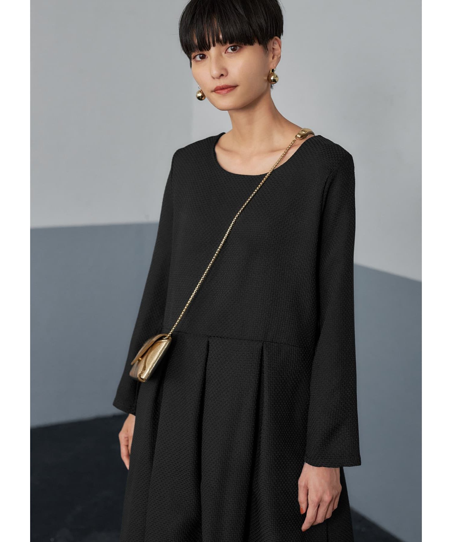 STYLE DELI「凹凸織り生地タックワンピース」|ワンピース|