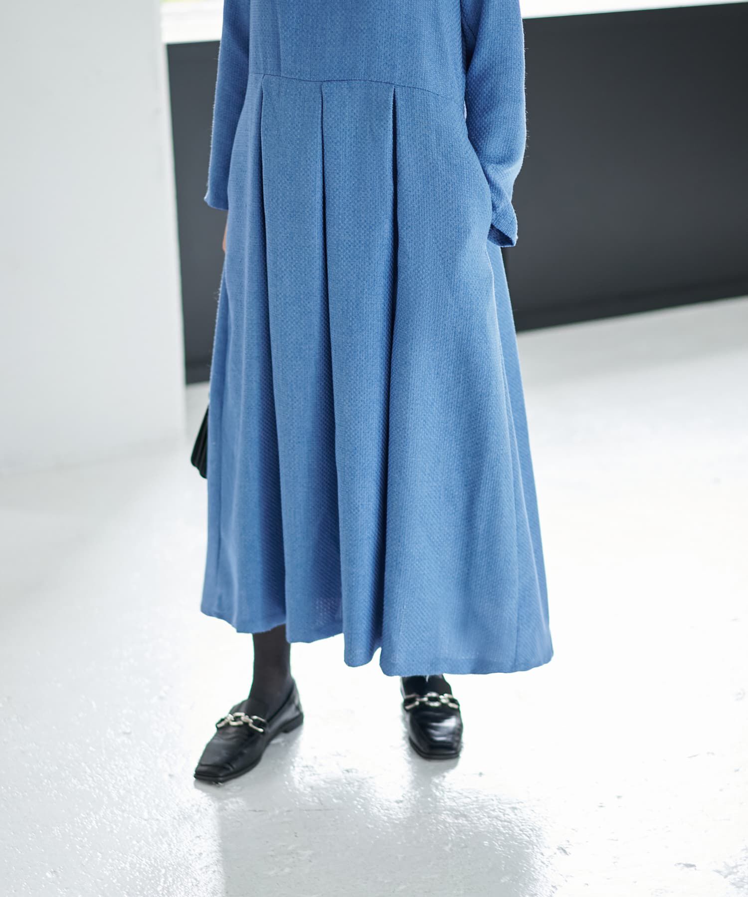 STYLE DELI「凹凸織り生地タックワンピース」|ワンピース|