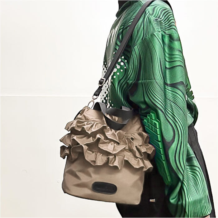 BACKYARD FAMILY「MISFITS バッグ ミスフィッツ 155345 通販 ショルダーバッグ ショルダーバック」|ショルダー・メッセンジャー|