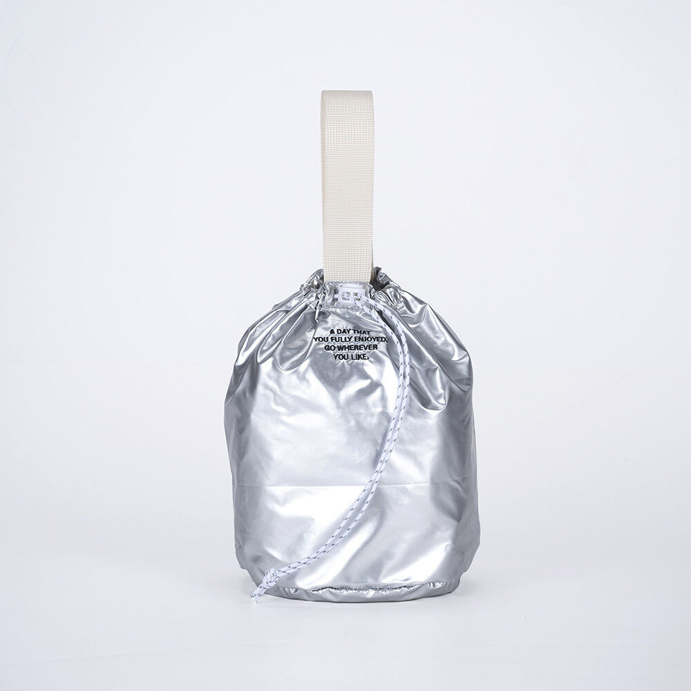 BACKYARD FAMILY「SOLEIL ソレイユ バッグ 10924 通販 巾着バッグ ドローストリングバッグ 巾着バック」|ハンドバッグ|シルバー1