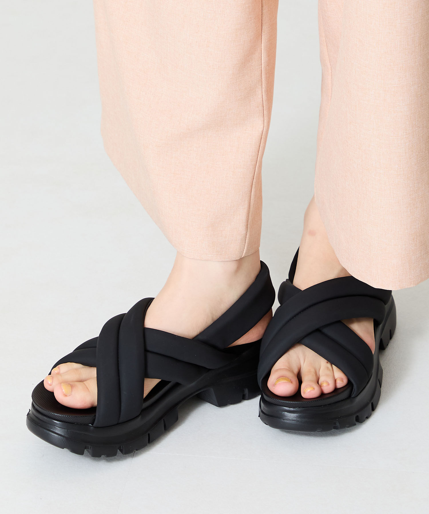 ORiental TRaffic「【トレンド】クロスベルト厚底サンダル/51201 サンダル 厚底 人気 売れてる」|サンダル|