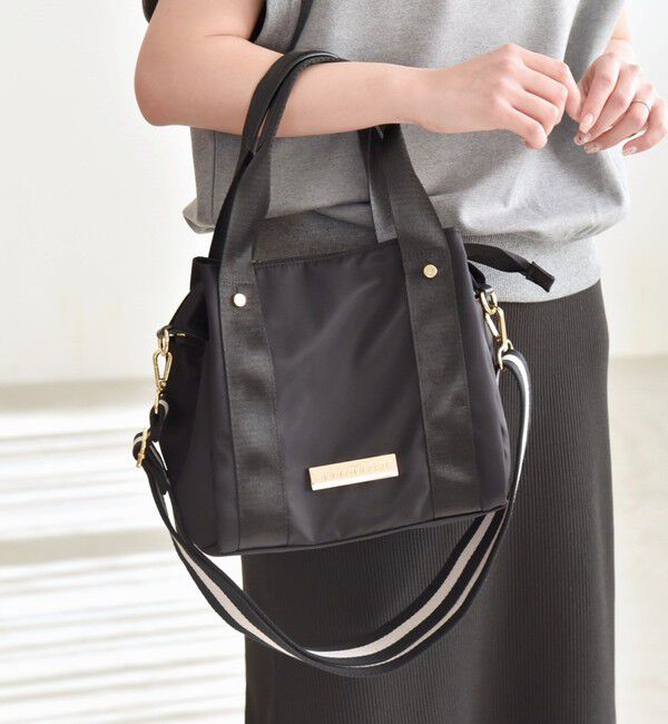 quaranciel「《一部追加予約》quaranciel: 2way 8ポケット ライン ショルダー バッグ」|ショルダー・メッセンジャー|ブラック