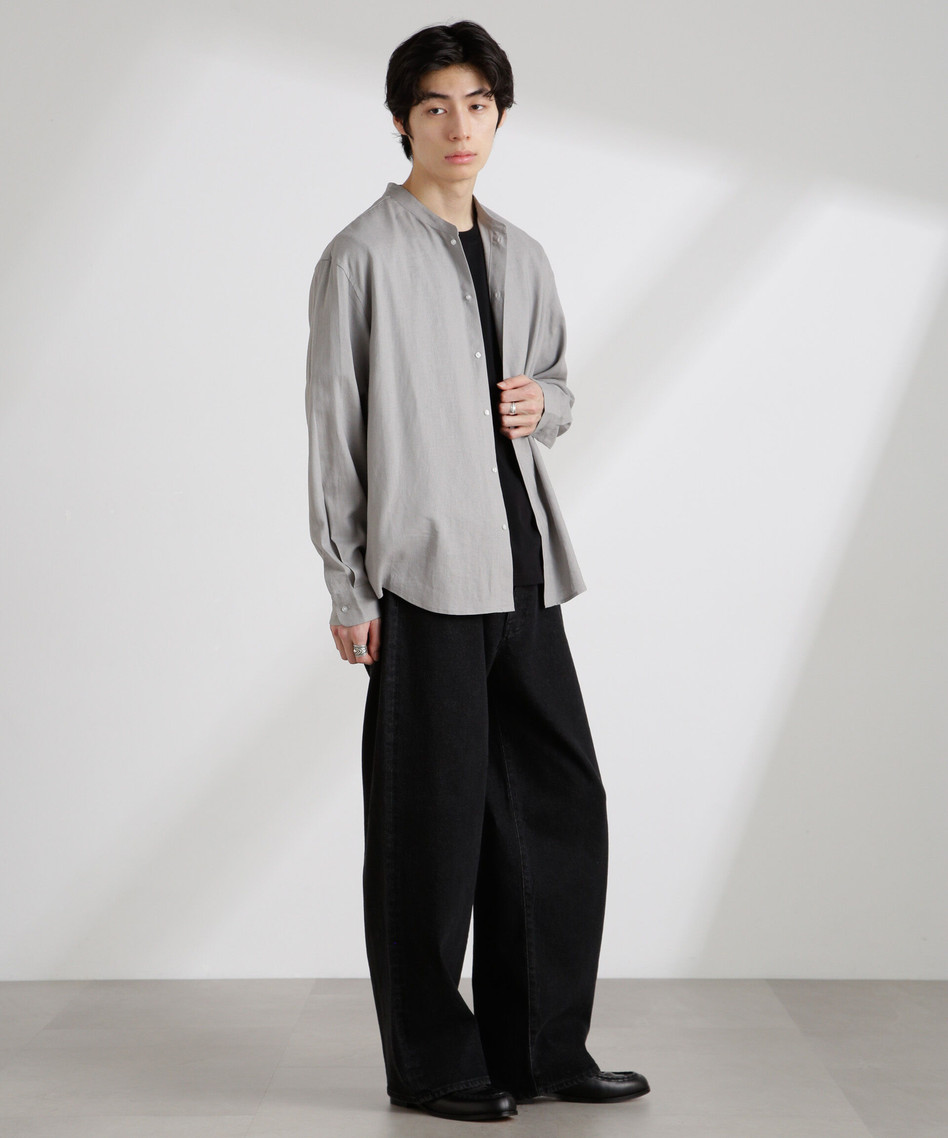 nano･universe「アンチスメルリネン バンドカラーシャツ 長袖」|シャツ・ブラウス|