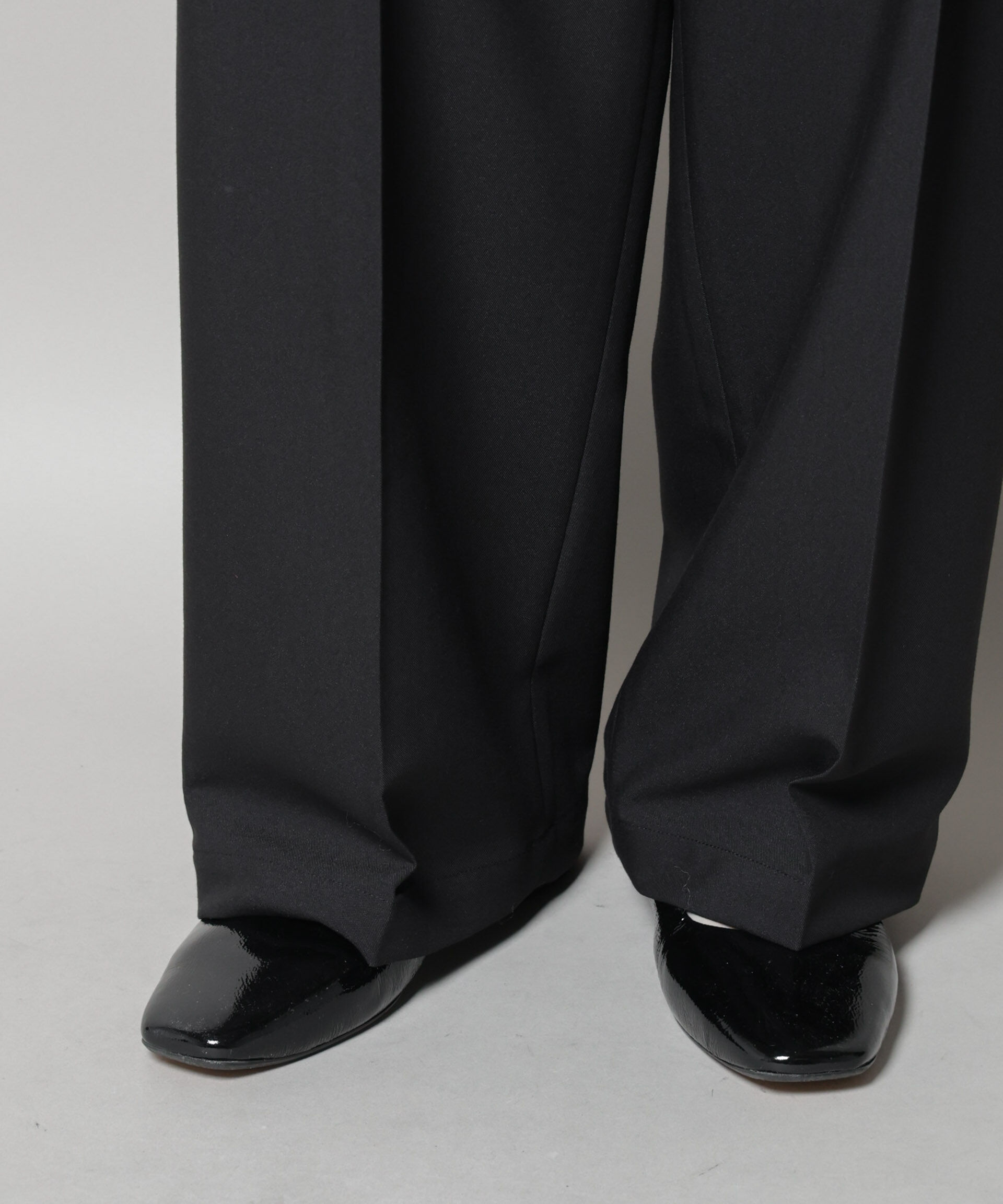 nano･universe「ワンタックセンタープレスストレートパンツ(セットアップ可)」|チノ|