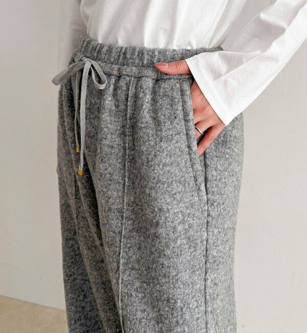 fredy emue「ブークレーウールイージーパンツ」|チノ|