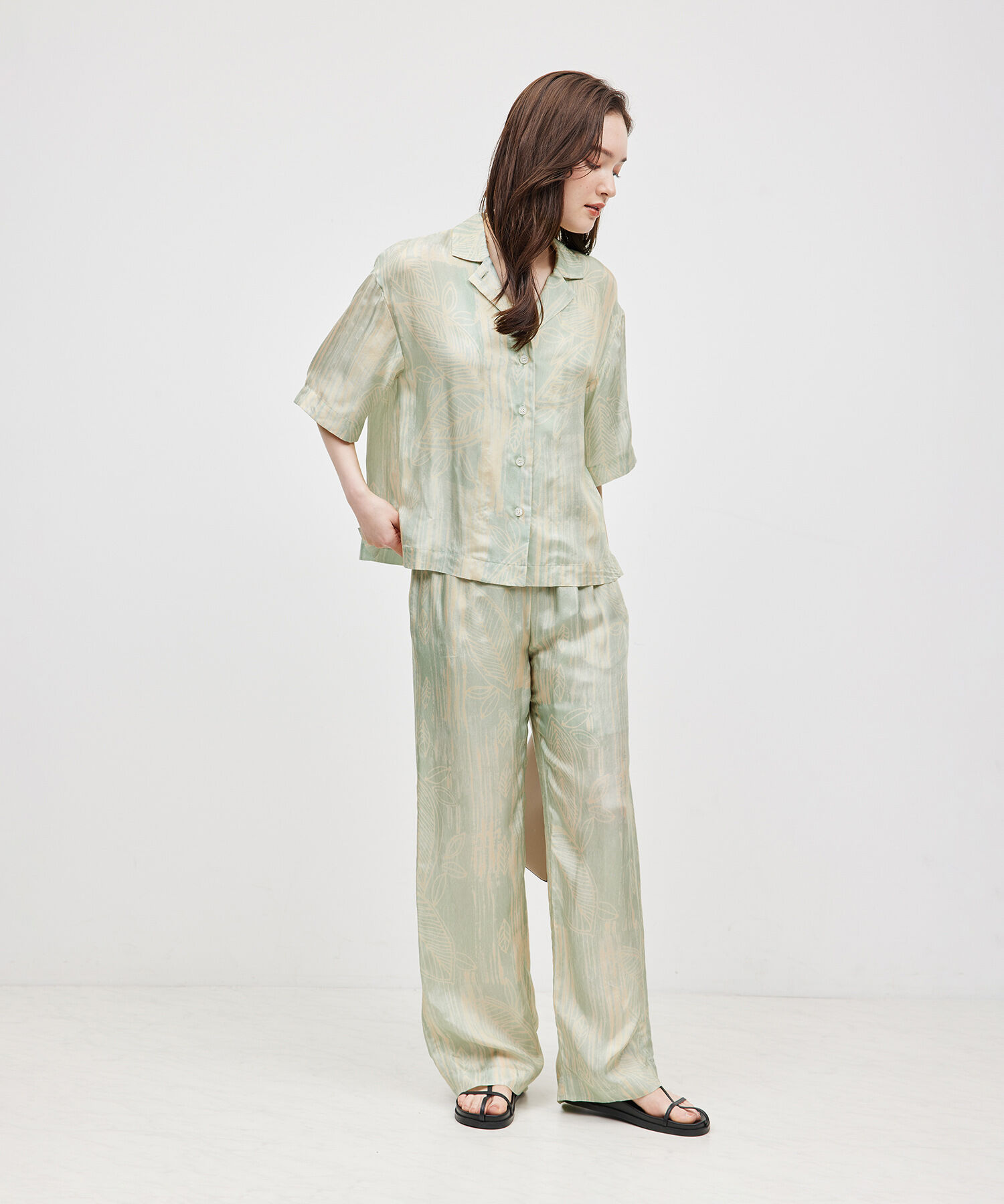 ROPE「【IPEKER】ニュアンスボタニカルイージーパンツ」|その他|