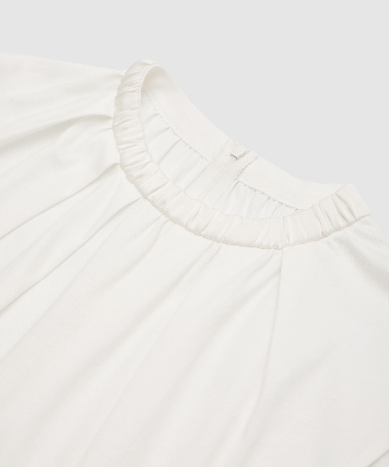 ROPE「サテンギャザーネックフレンチスリーブカットソー」|Tシャツ・カットソー|