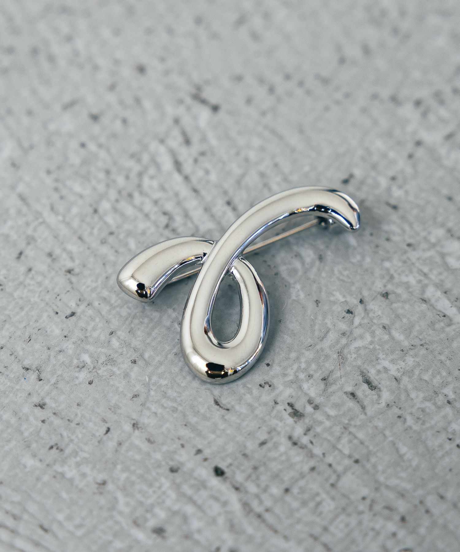 A part by 「 【セレモニー】メタルブローチ」|ブローチ・コサージュ|シルバー２