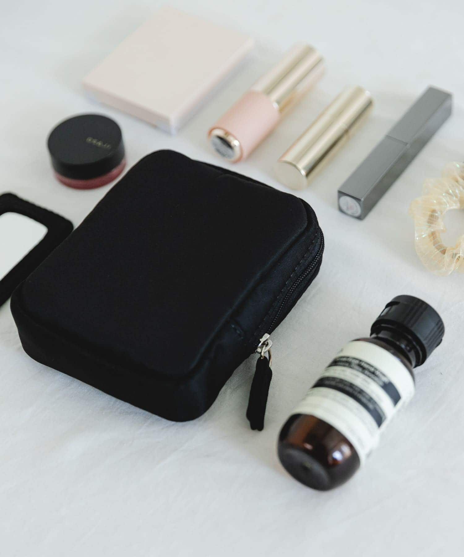 URBAN RESEARCH DOORS「撥水ポーチ小」|ポーチ|