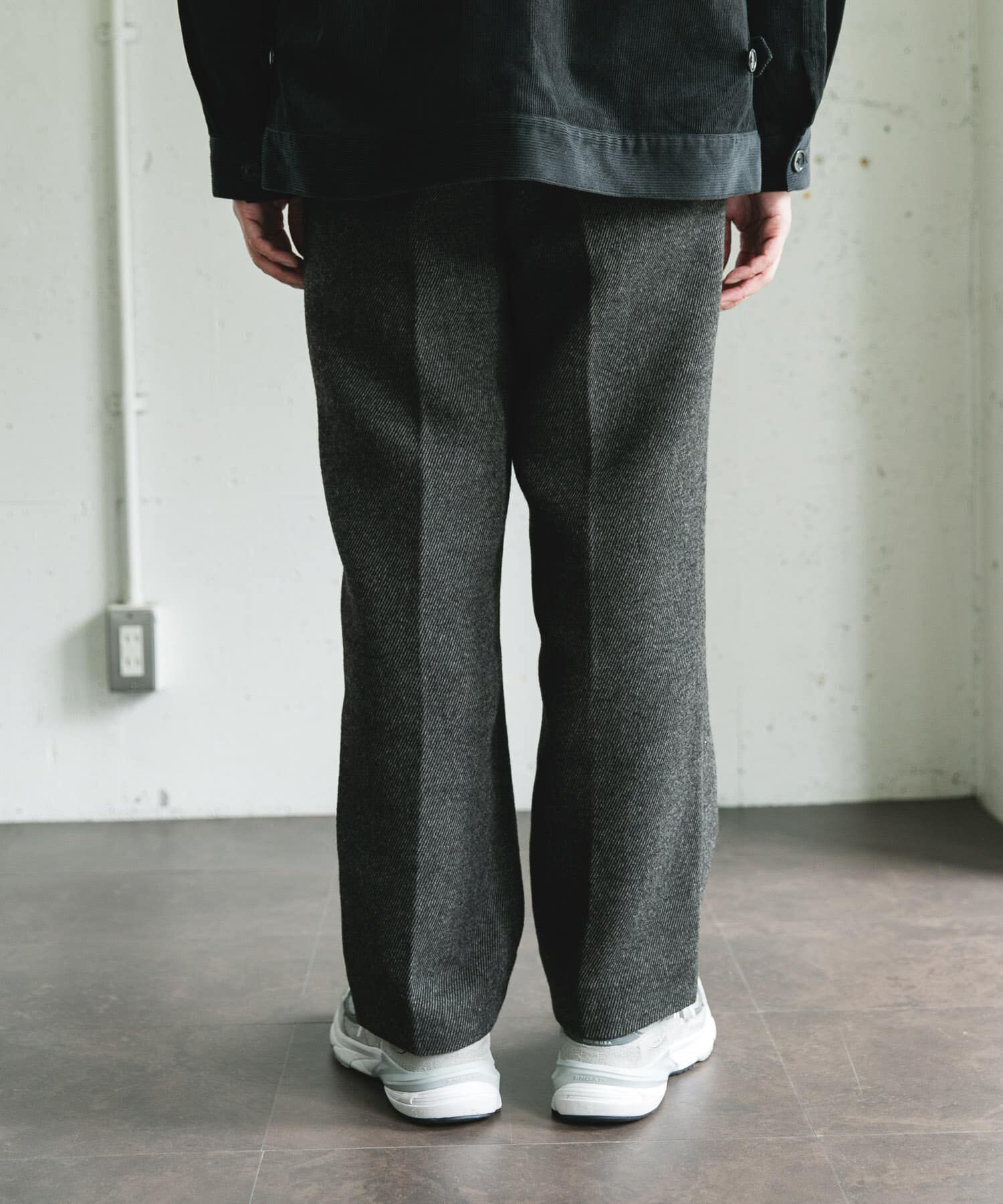 URBAN RESEARCH DOORS「『UR TECH』完声/暖 2タックワイドパンツ」|その他|