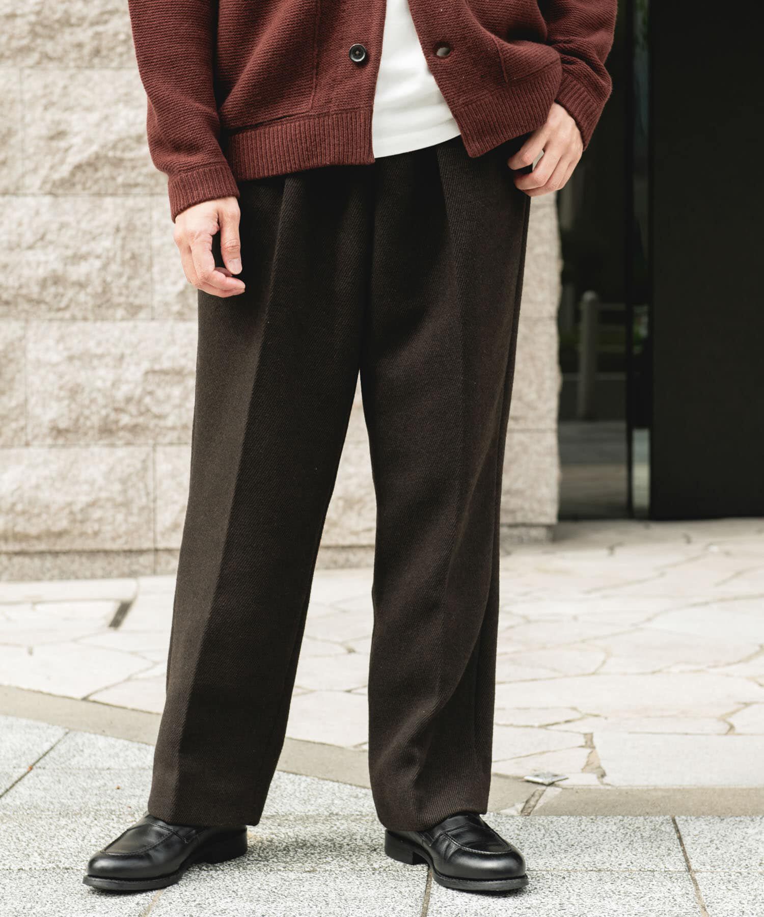 URBAN RESEARCH DOORS「『UR TECH』完声/暖 2タックワイドパンツ」|その他|