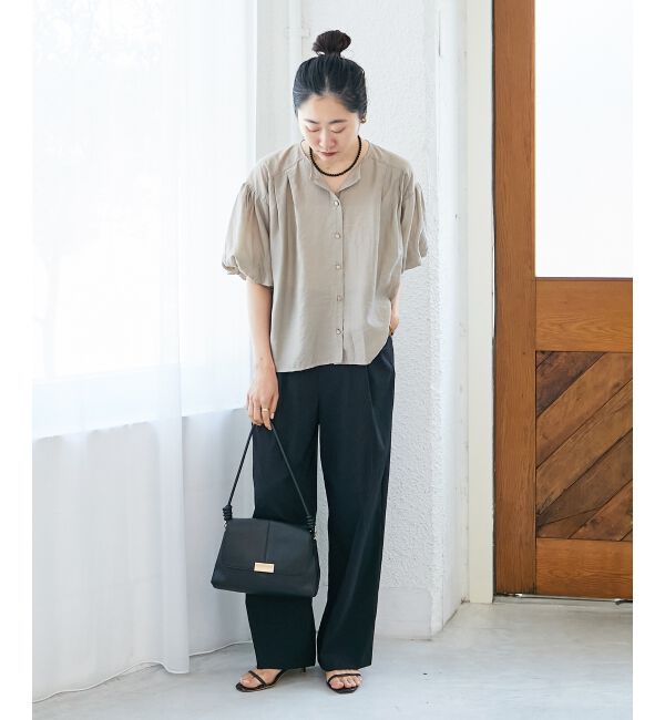  「《手洗い可能》サテンノーカラーバルーンブラウス」|シャツ・ブラウス|