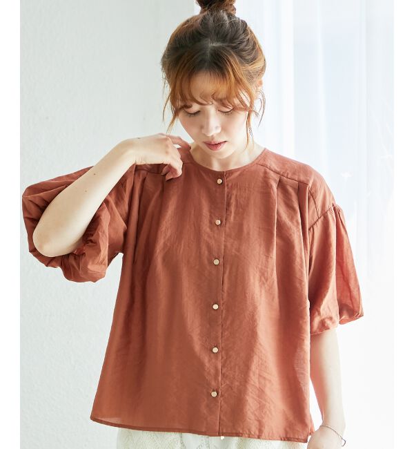  「《手洗い可能》サテンノーカラーバルーンブラウス」|シャツ・ブラウス|オレンジ