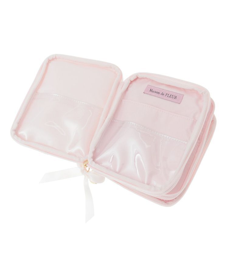 Maison de FLEUR「リボンプリントマルチケース」|ポーチ|