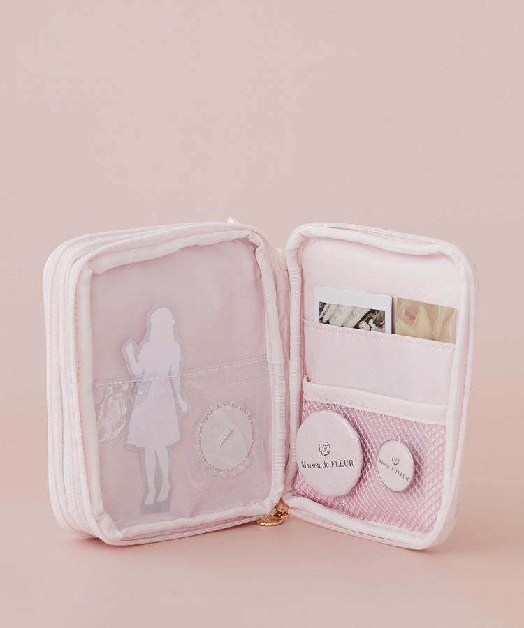 Maison de FLEUR「リボンプリントマルチケース」|ポーチ|