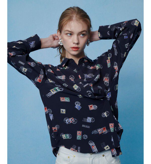 LOULOU WILLOUGHBY「【LOULOU WILLOUGHBY】レタープリントシャツブラウス」|シャツ・ブラウス|ネイビー