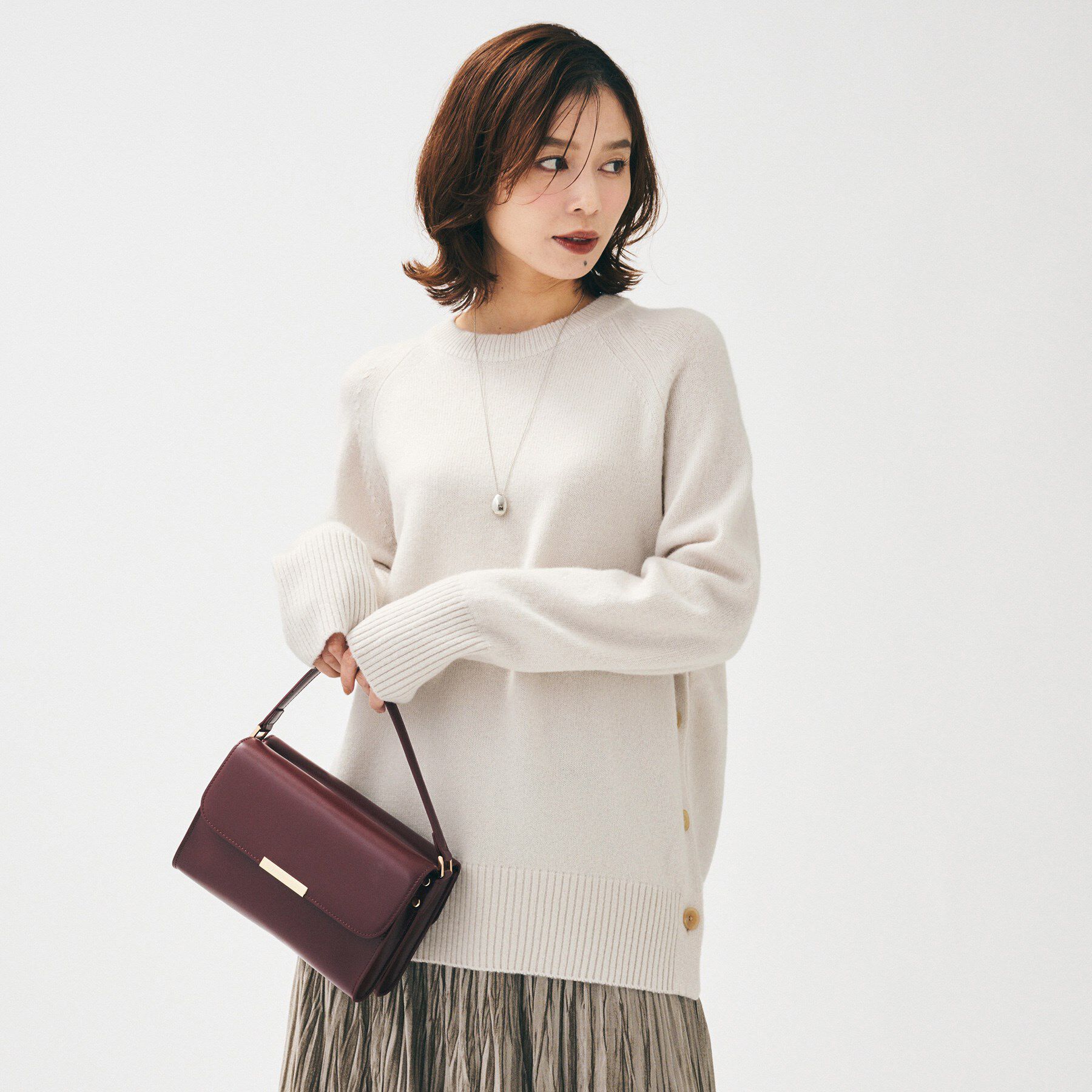 UNTITLED「【重ね着もおすすめ/洗える】ウールカシミヤ クルーネックニット」|ニット・セーター|