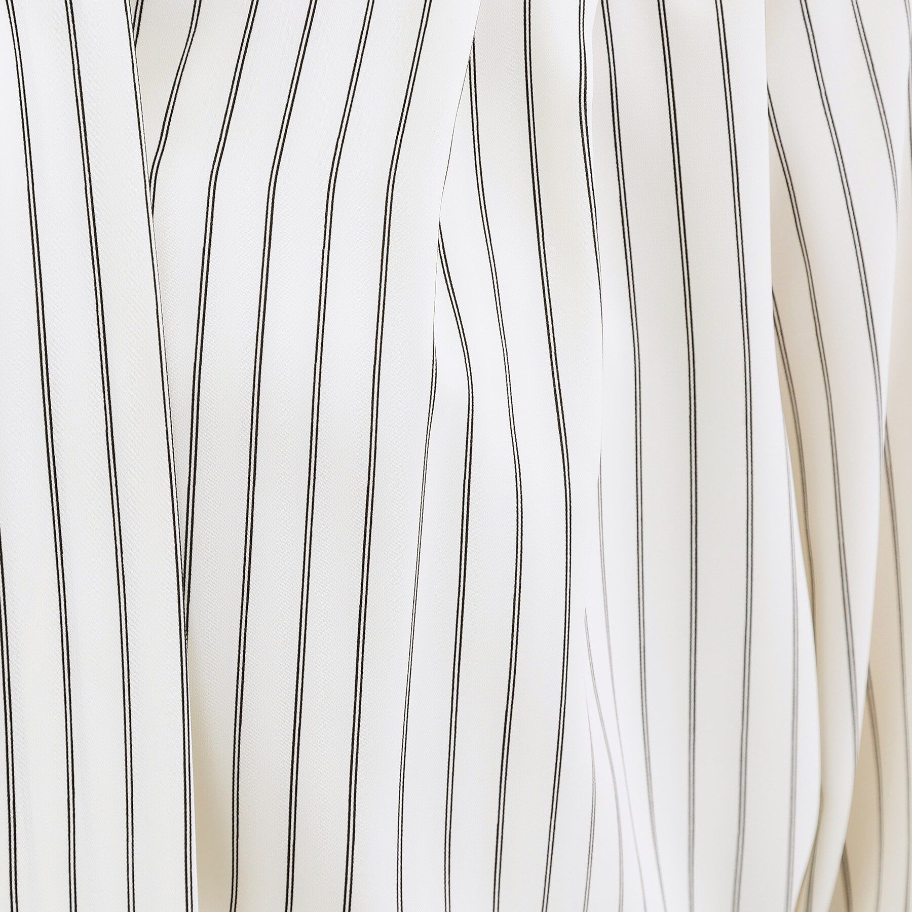 grove「【貴島明日香さん着用・洗える】チャーム付きマルチWAYボウタイブラウス」|シャツ・ブラウス|