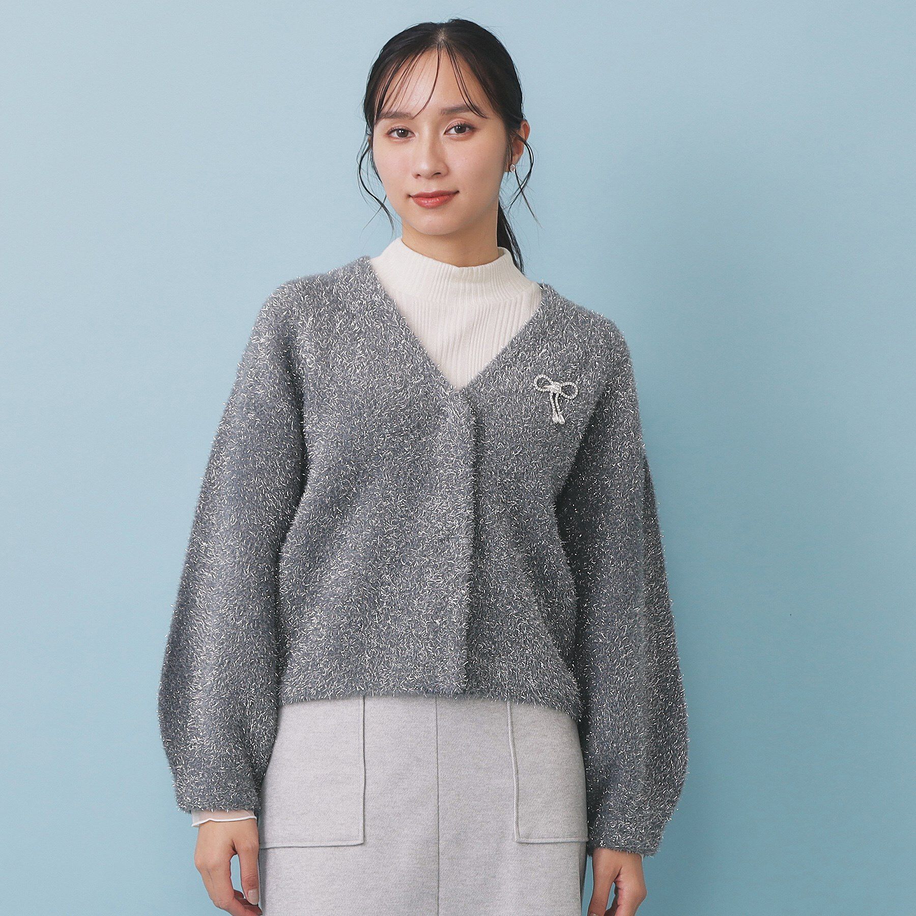 index「リボンブローチフィルムラメフェザーカーディガン【洗濯機OK】」|カーディガン|