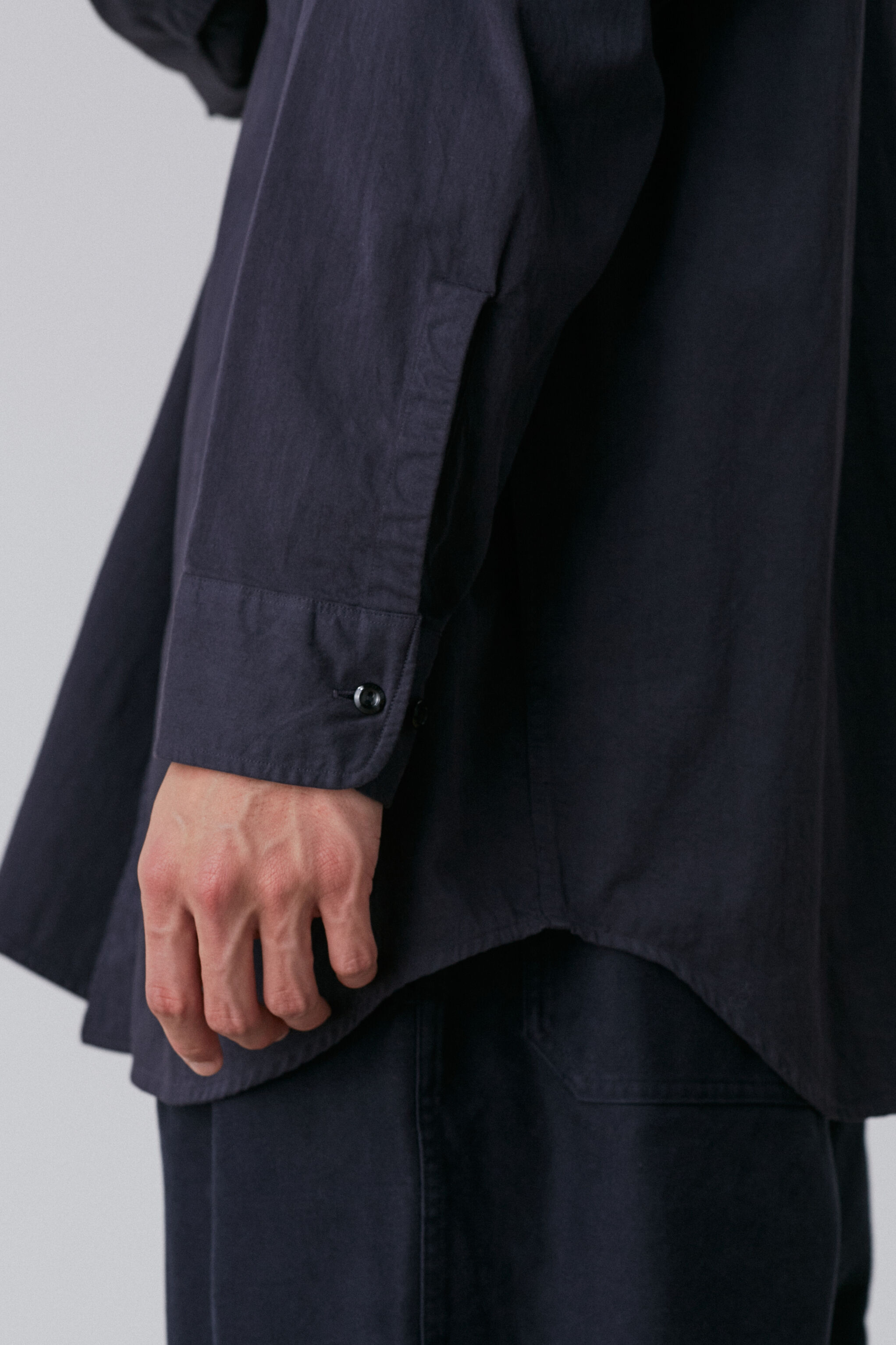 YLEVE 「Ｙ / ORGANIC COTTON HIGH DENSITY SATIN SHIRT」|シャツ・ブラウス|