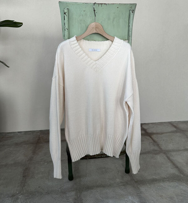 Doux archives「ベロアヤーンＶネックニット」|ニット・セーター|OFF WHITE