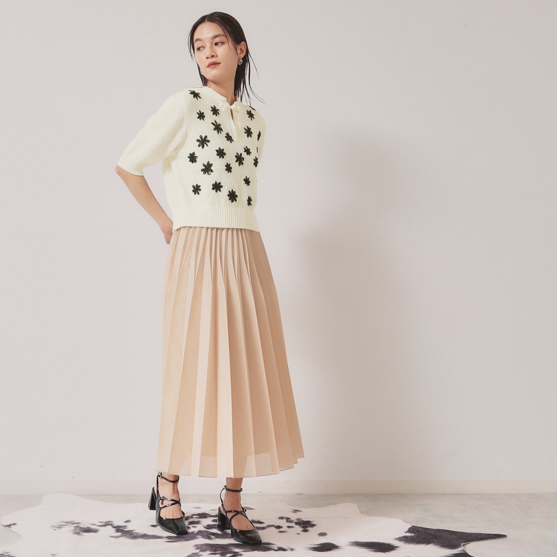 SunaUna「【手刺繍／花モチーフ】チャイナカラーニット」|ニット・セーター|