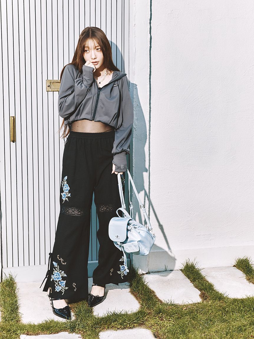 LILY BROWN「フラワークロスステッチリボンパンツ」|チノ|